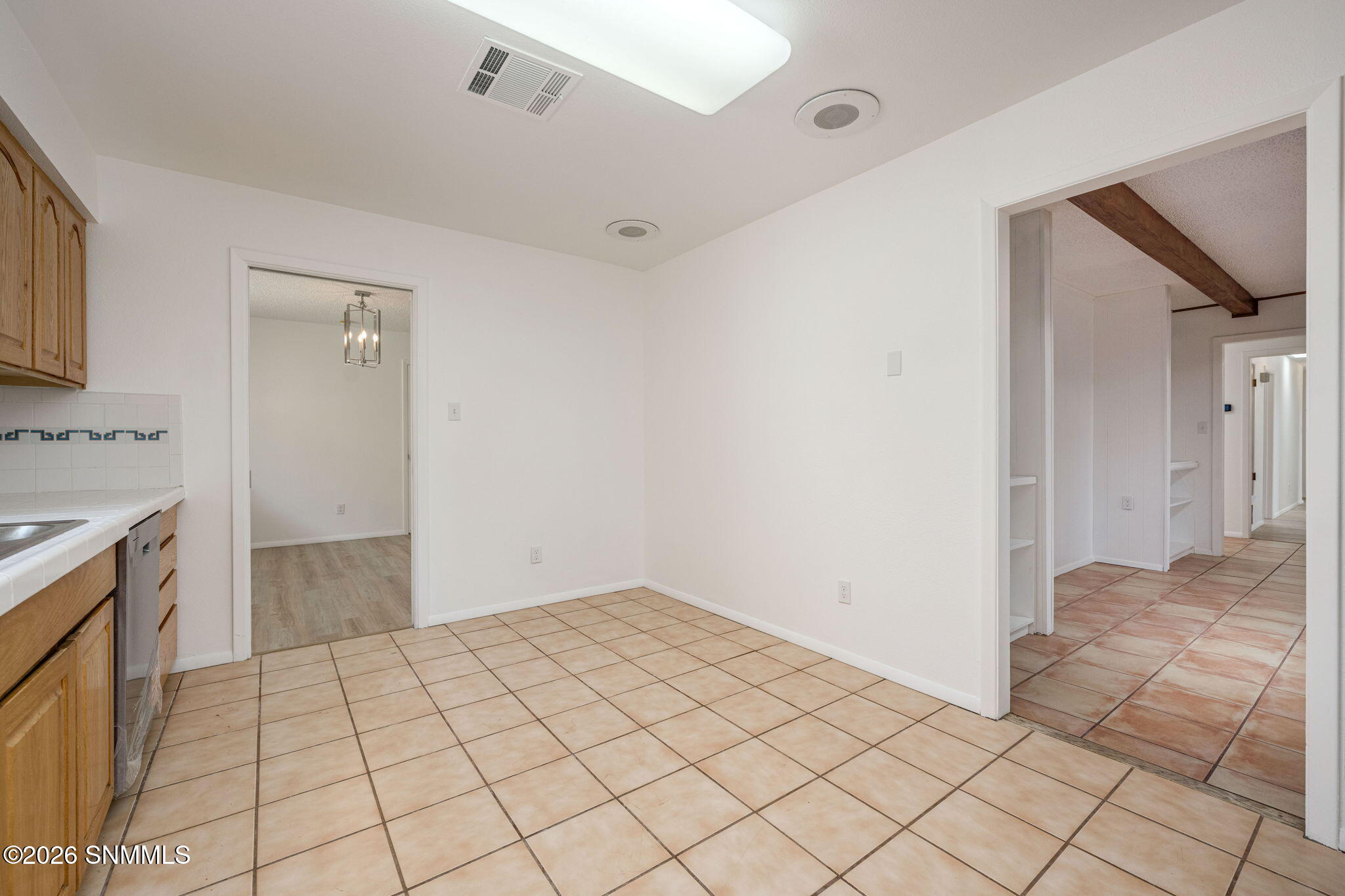 15-web-or-mls-Snappin Homes (Fairway3217