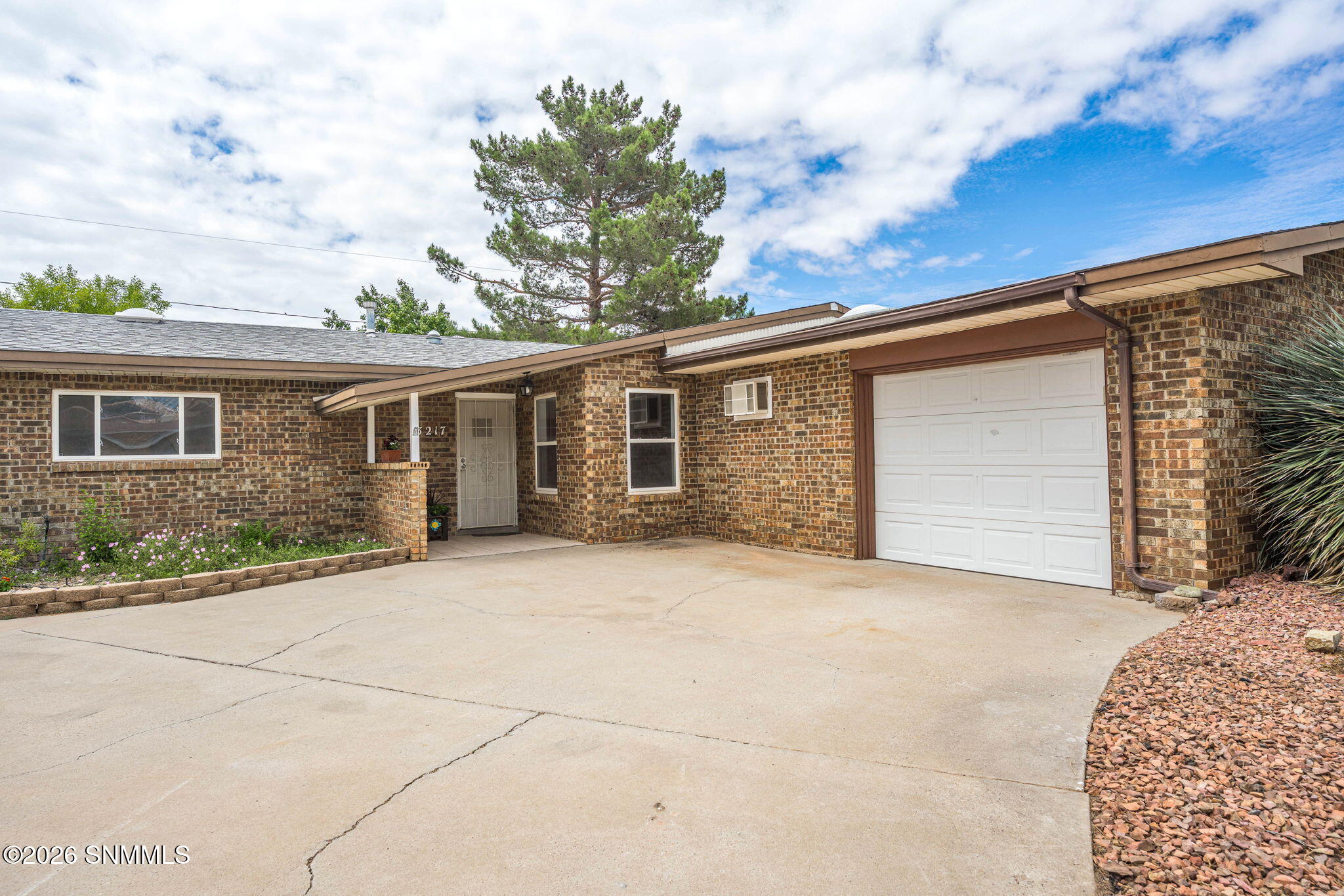 4-web-or-mls-Snappin Homes (Fairway3217)