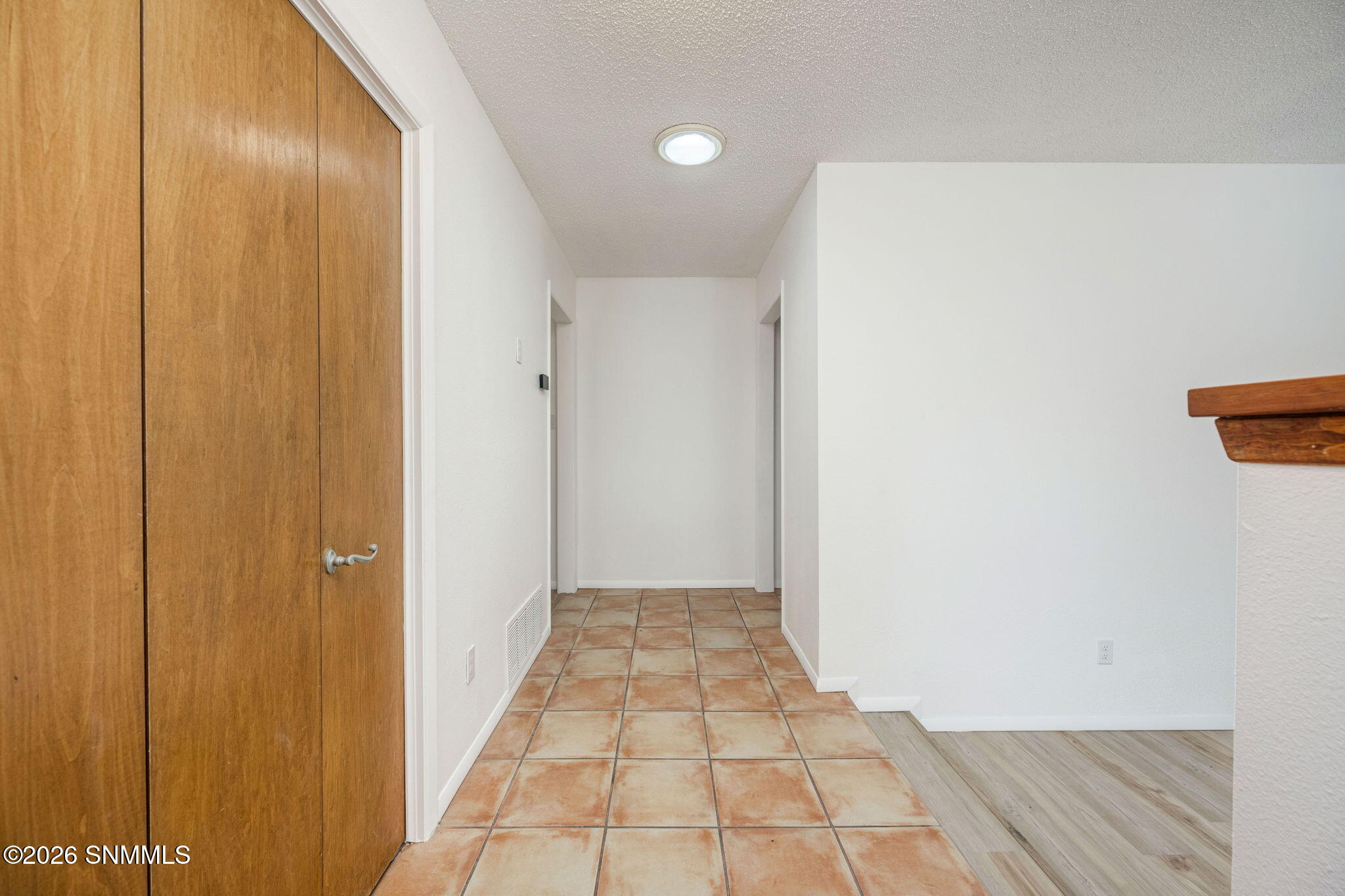 6-web-or-mls-Snappin Homes (Fairway3217)