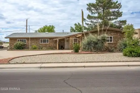 3217 Fairway Drive, Las Cruces, New Mexico 88011, 4 Bedrooms Bedrooms, ,2 BathroomsBathrooms,Residential,For Sale,Fairway,2600027