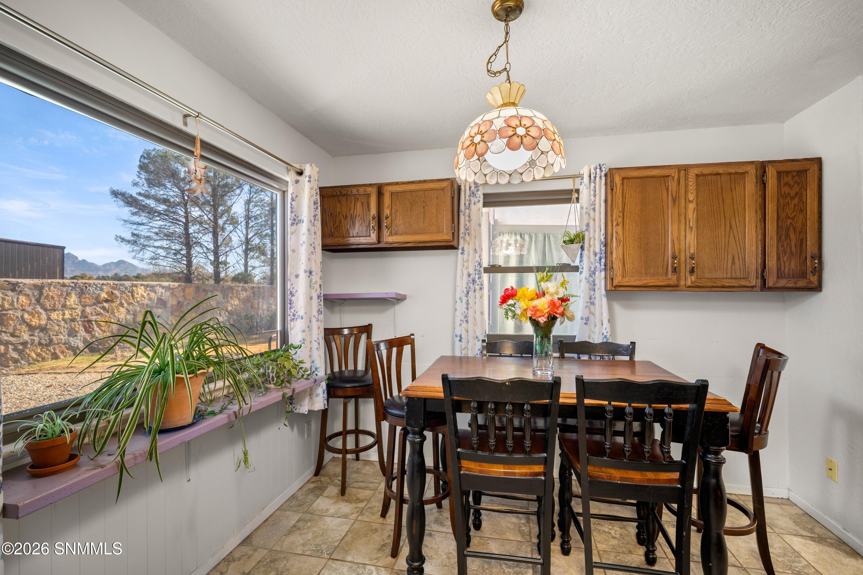 6370-Payan-MLS-Camera-Guy-16