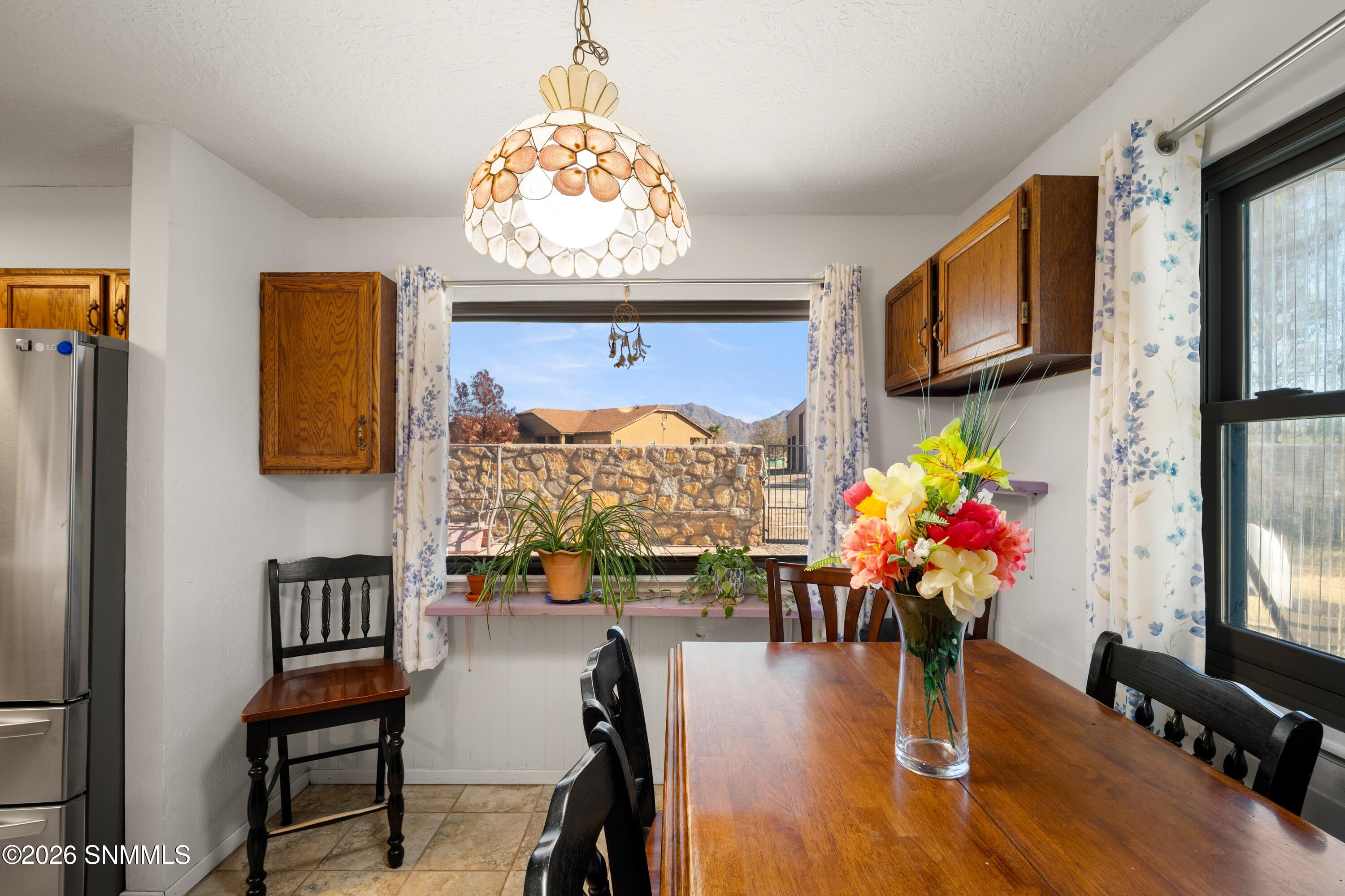 6370-Payan-MLS-Camera-Guy-17