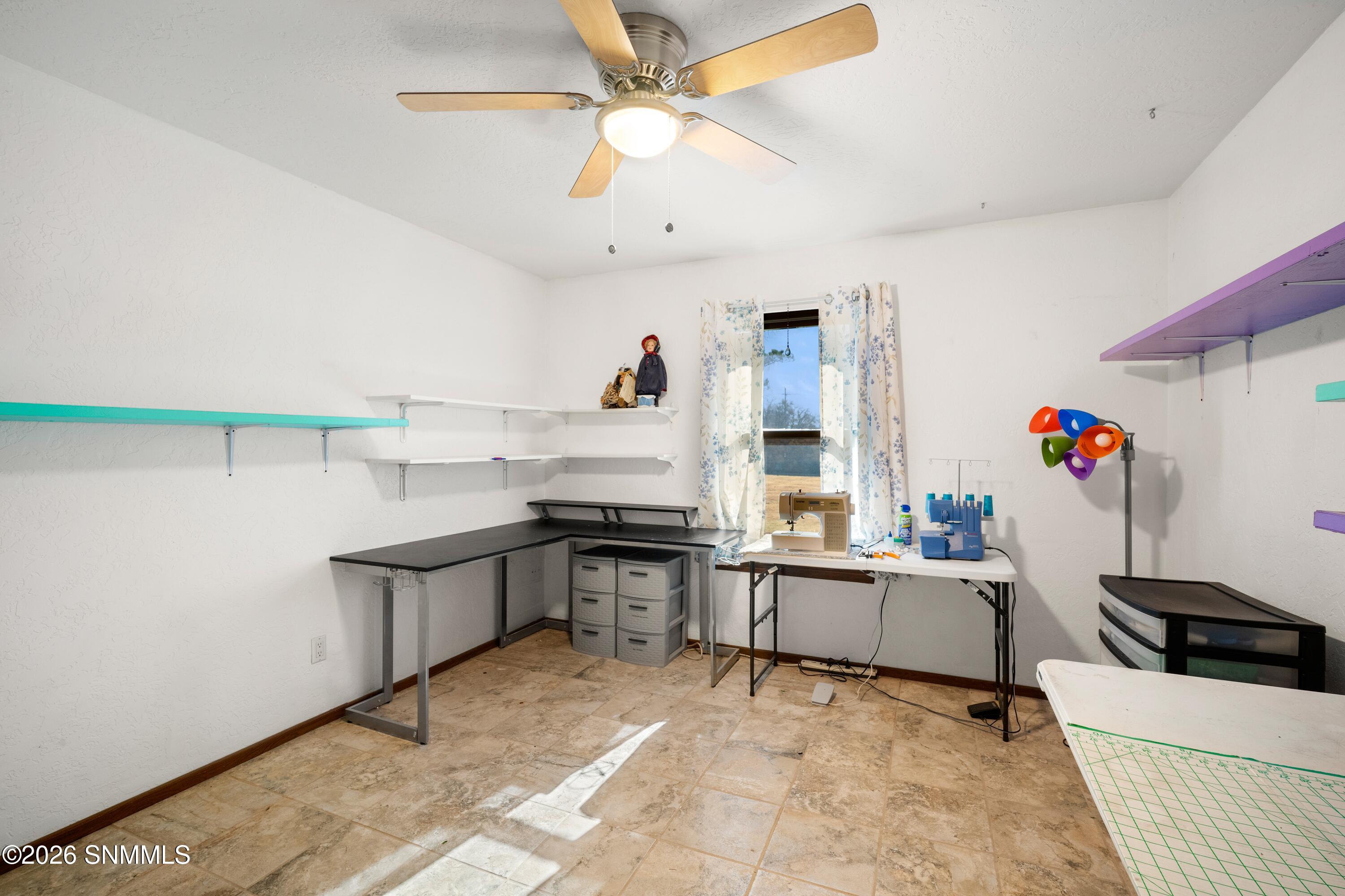 6370-Payan-MLS-Camera-Guy-25