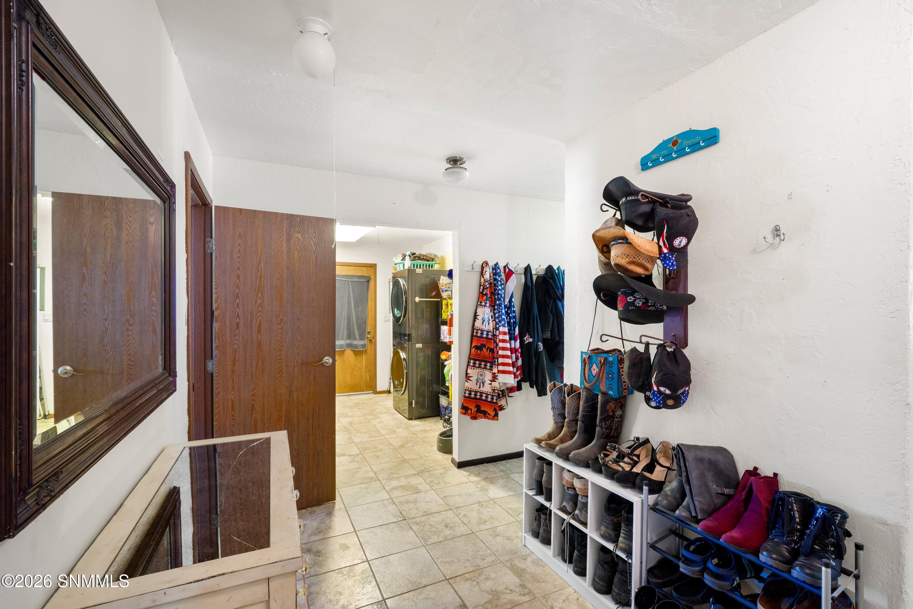 6370-Payan-MLS-Camera-Guy-41