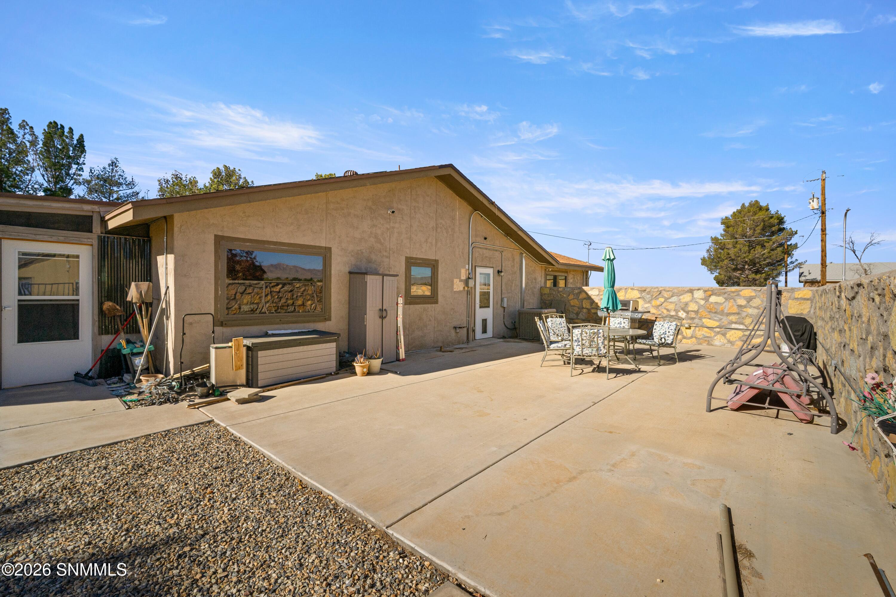 6370-Payan-MLS-Camera-Guy-47