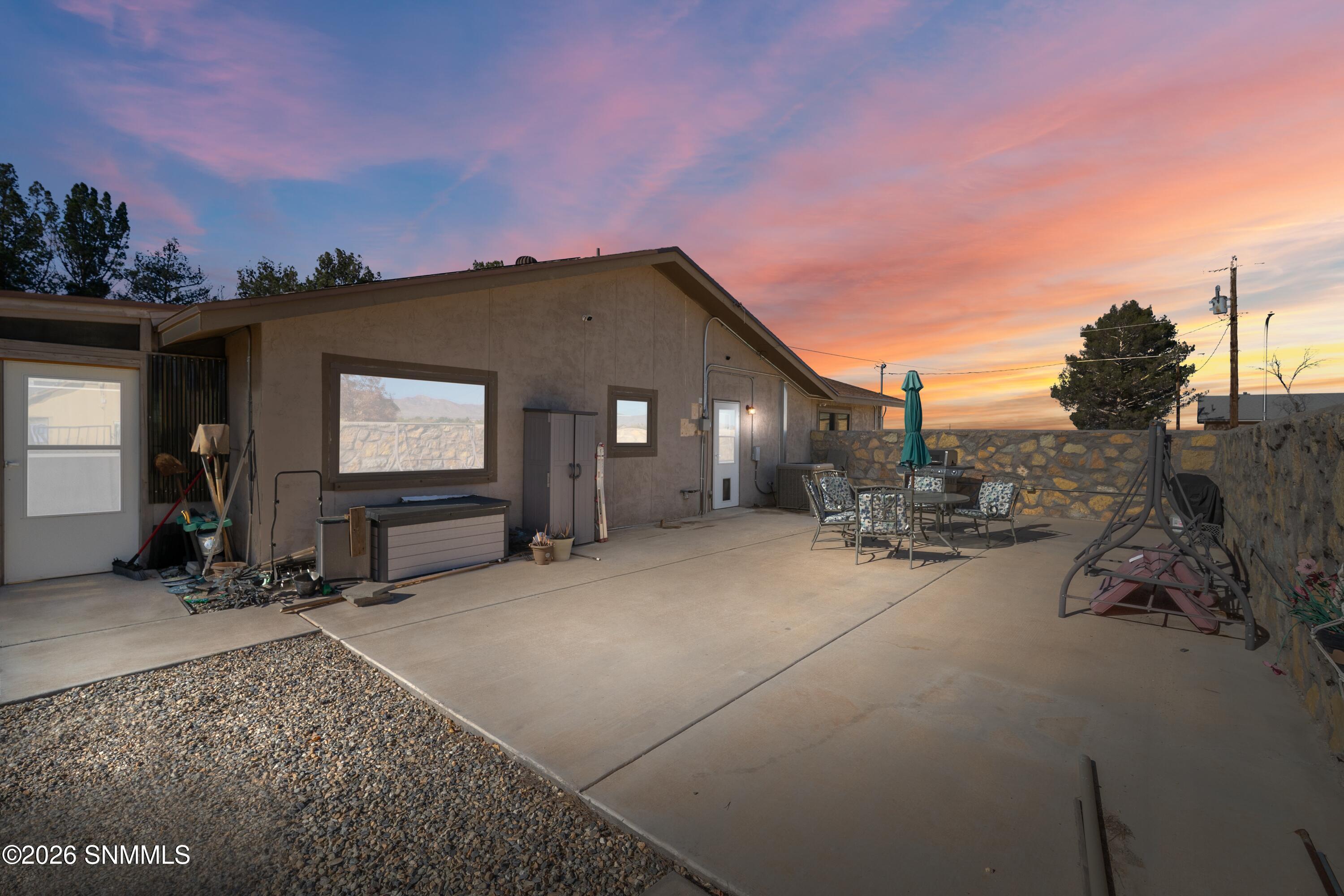 6370-Payan-MLS-Camera-Guy-48