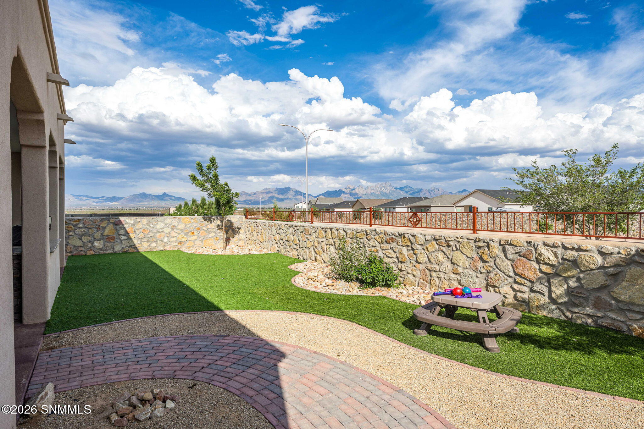 40-web-or-mls-Snappin Homes (SantaJulia3