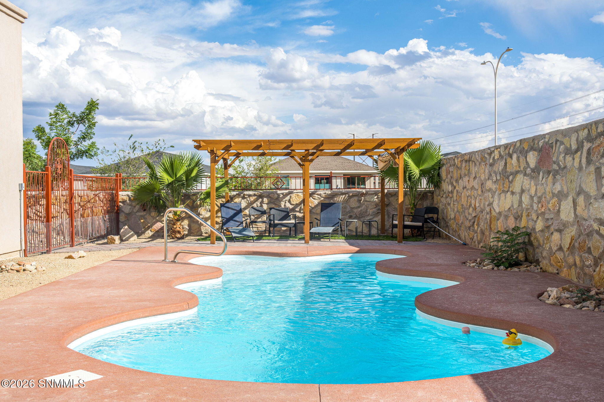 47-web-or-mls-Snappin Homes (SantaJulia3