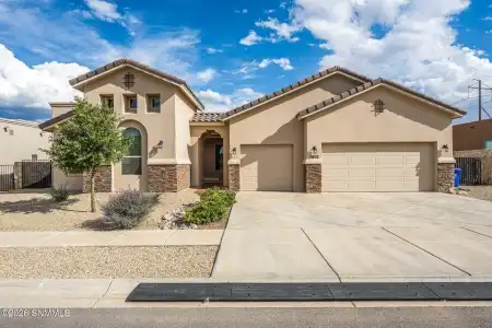 3812 Santa Julia Road, Las Cruces, New Mexico 88012, 5 Bedrooms Bedrooms, ,3 BathroomsBathrooms,Residential,For Sale,Santa Julia,2600035