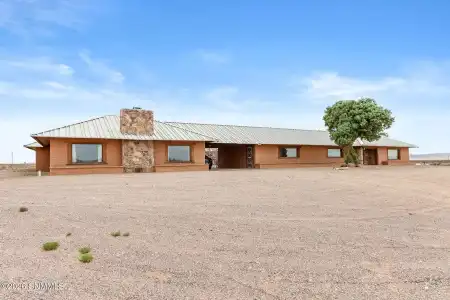 1670 Good Sight Road, Deming, New Mexico 88030, 5 Bedrooms Bedrooms, ,5 BathroomsBathrooms,Residential,For Sale,Good Sight,2600036
