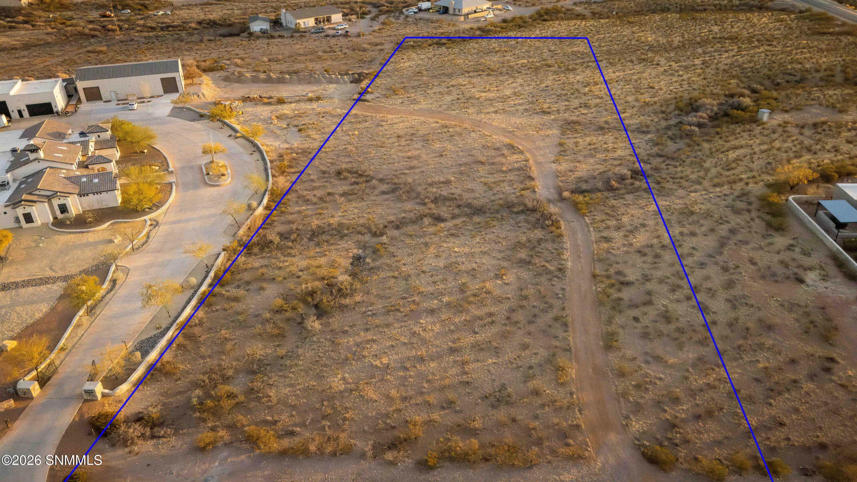 8658_Talavera_Ave-06