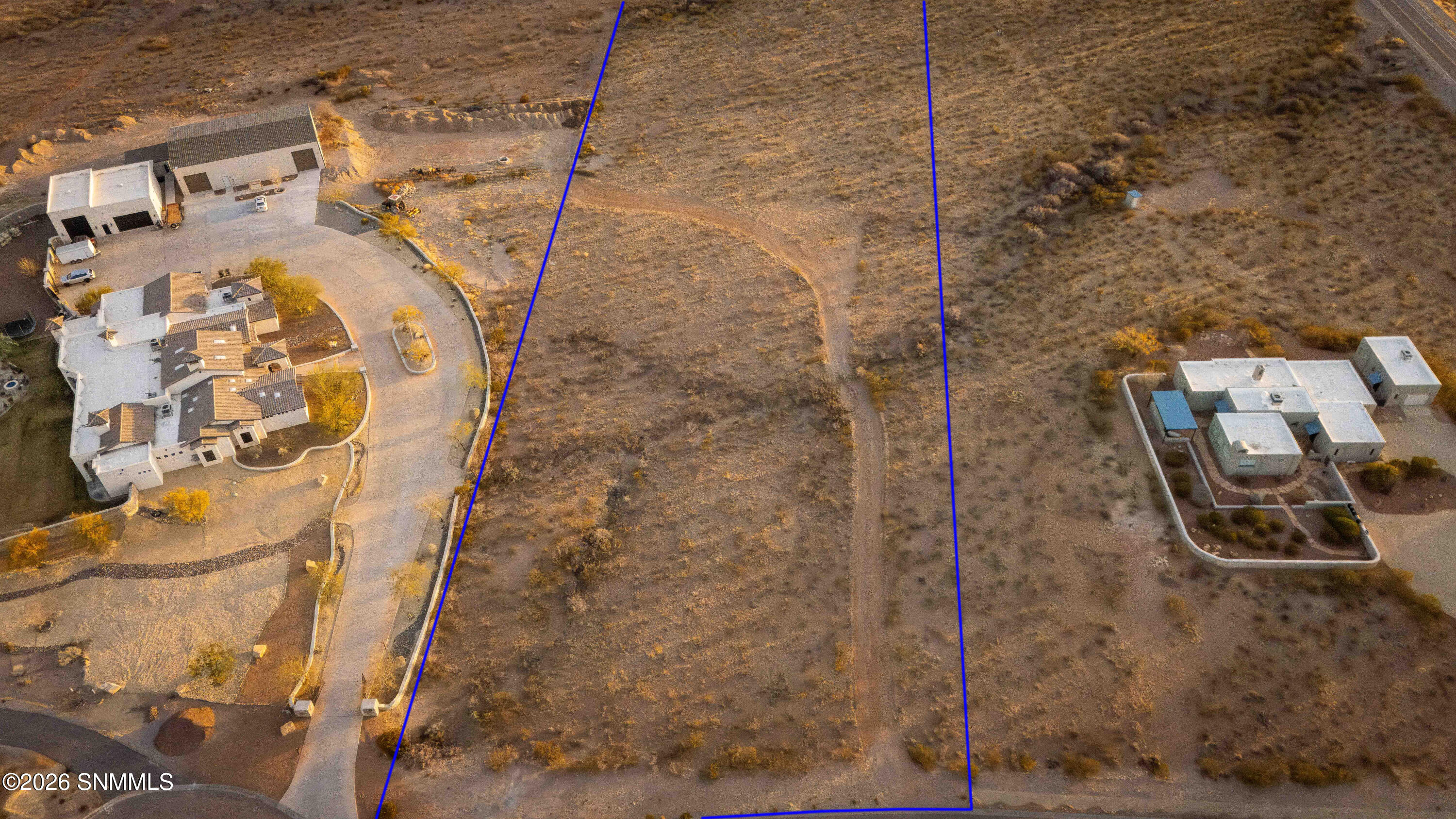 8658_Talavera_Ave-07