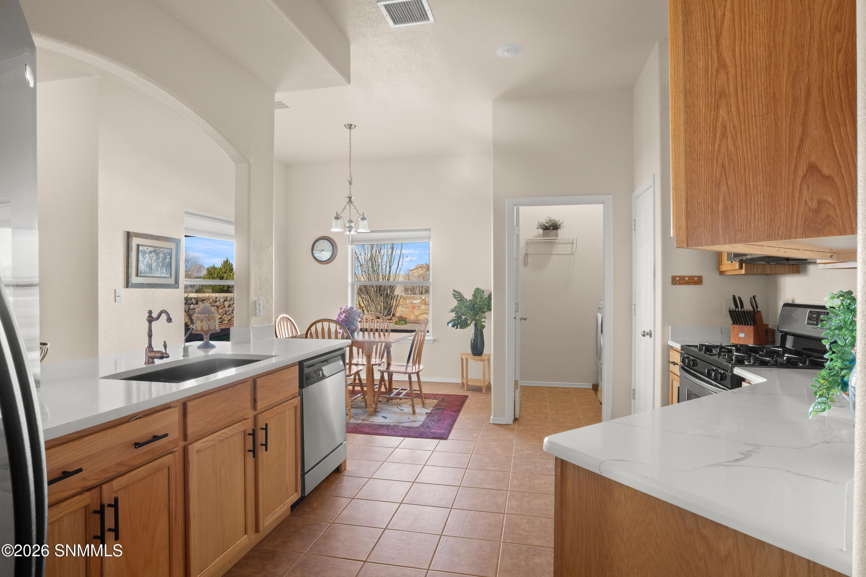 4652-Calle-de-Nubles-MLS-Camera-Guy-15