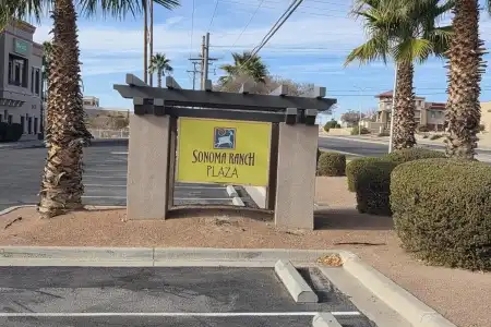 141 Roadrunner Parkway, Las Cruces, New Mexico 88011, ,Commercial Lease,For Rent,Roadrunner,2600070