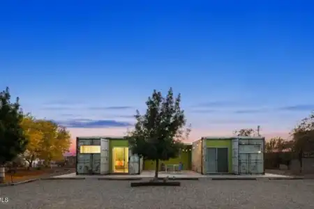 409 Palm Avenue, Las Cruces, New Mexico 88001, 2 Bedrooms Bedrooms, ,Residential Income,For Sale,Palm,2501494