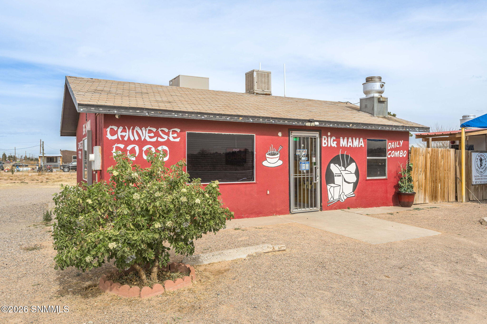 3-web-or-mls-Snappin Homes (Lisa90)-3