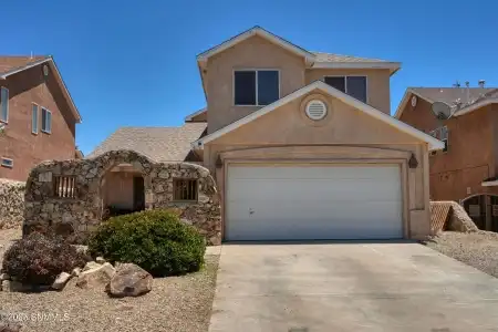 4672 Arabela Drive, Las Cruces, New Mexico 88012, 3 Bedrooms Bedrooms, ,2.5 BathroomsBathrooms,Residential,For Sale,Arabela,2502317