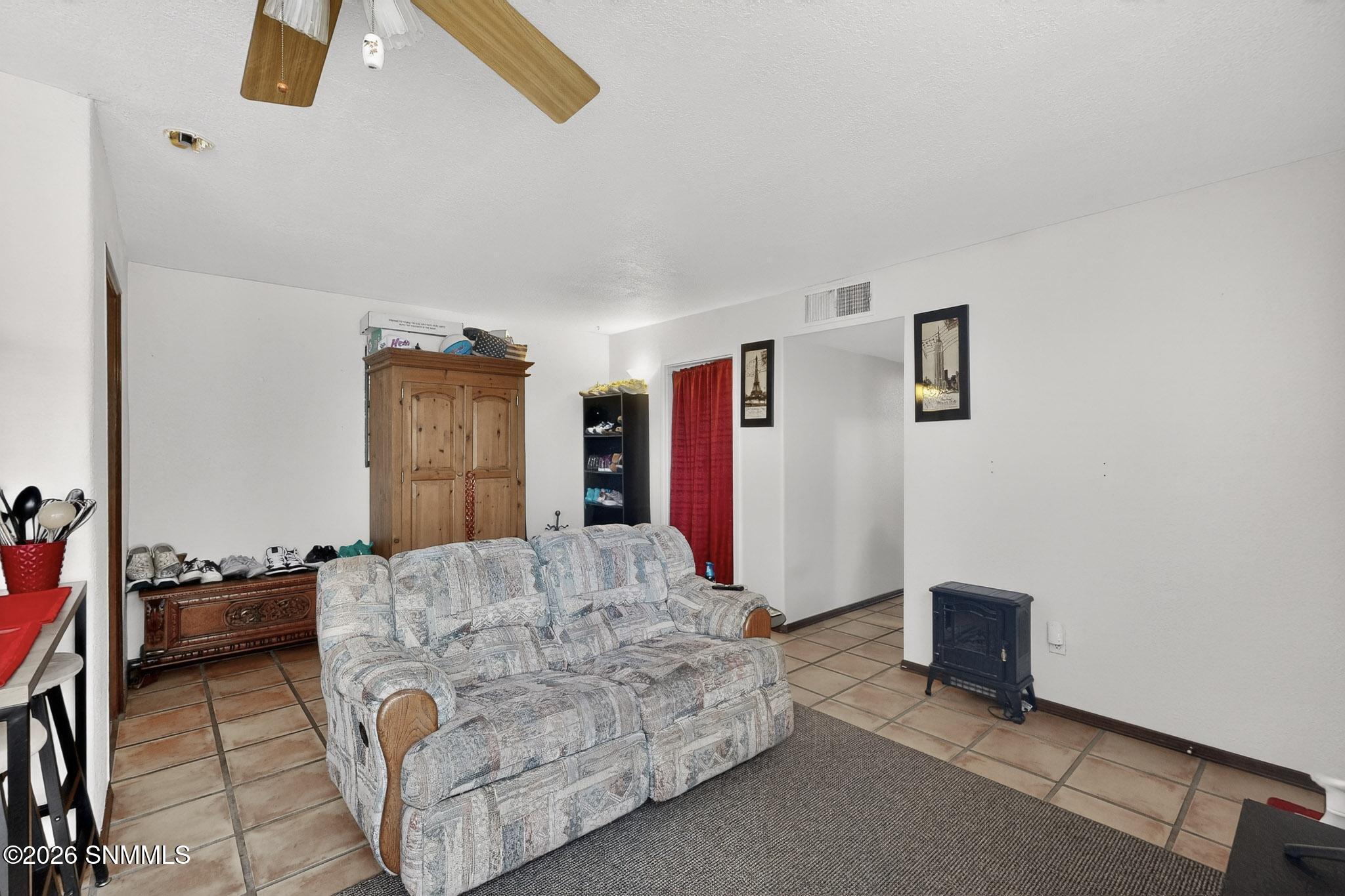 23-3D-Casas-4136-E-Winchester-Rd-0110202