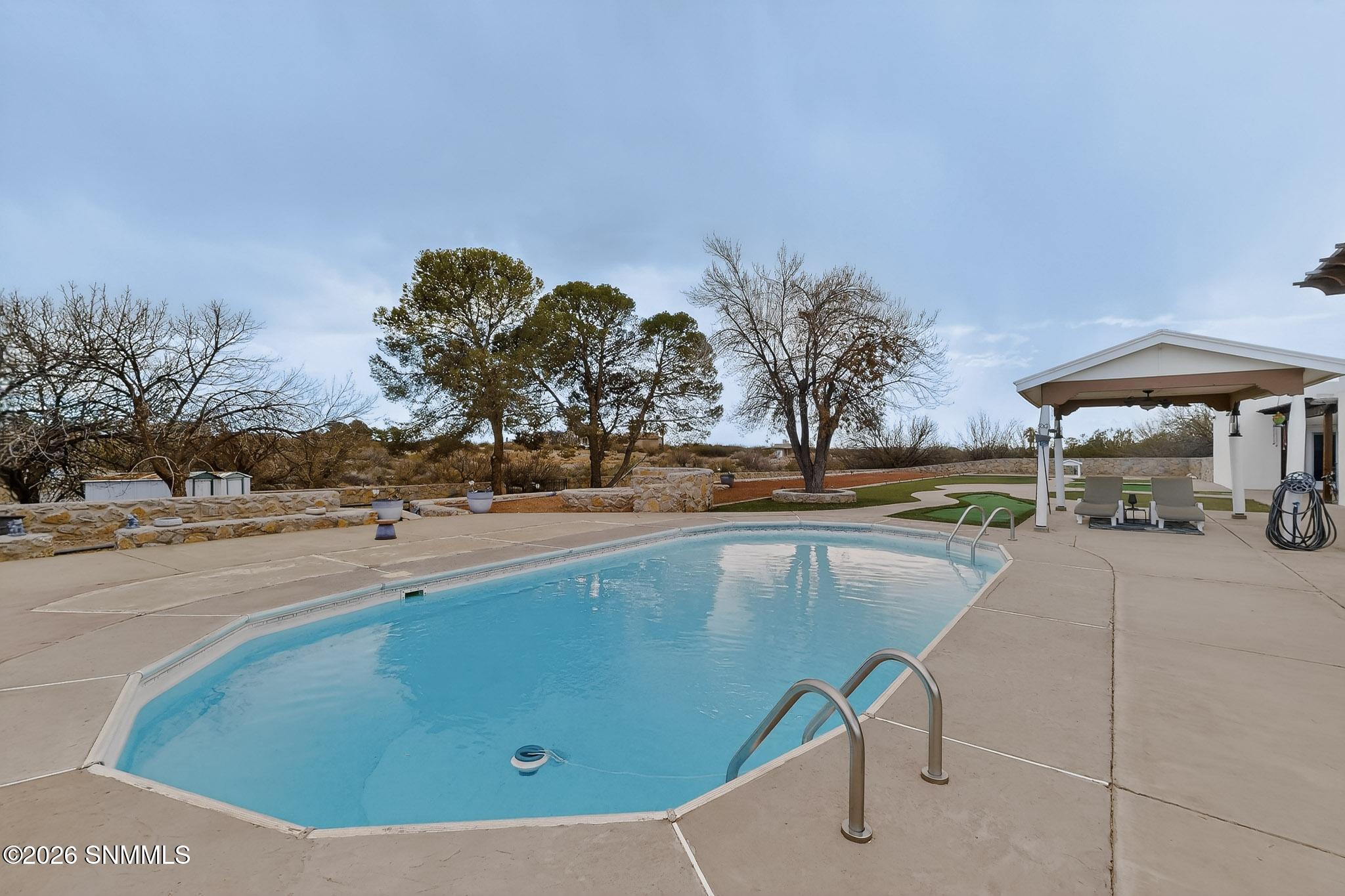 63-3D-Casas-4136-E-Winchester-Rd-0110202