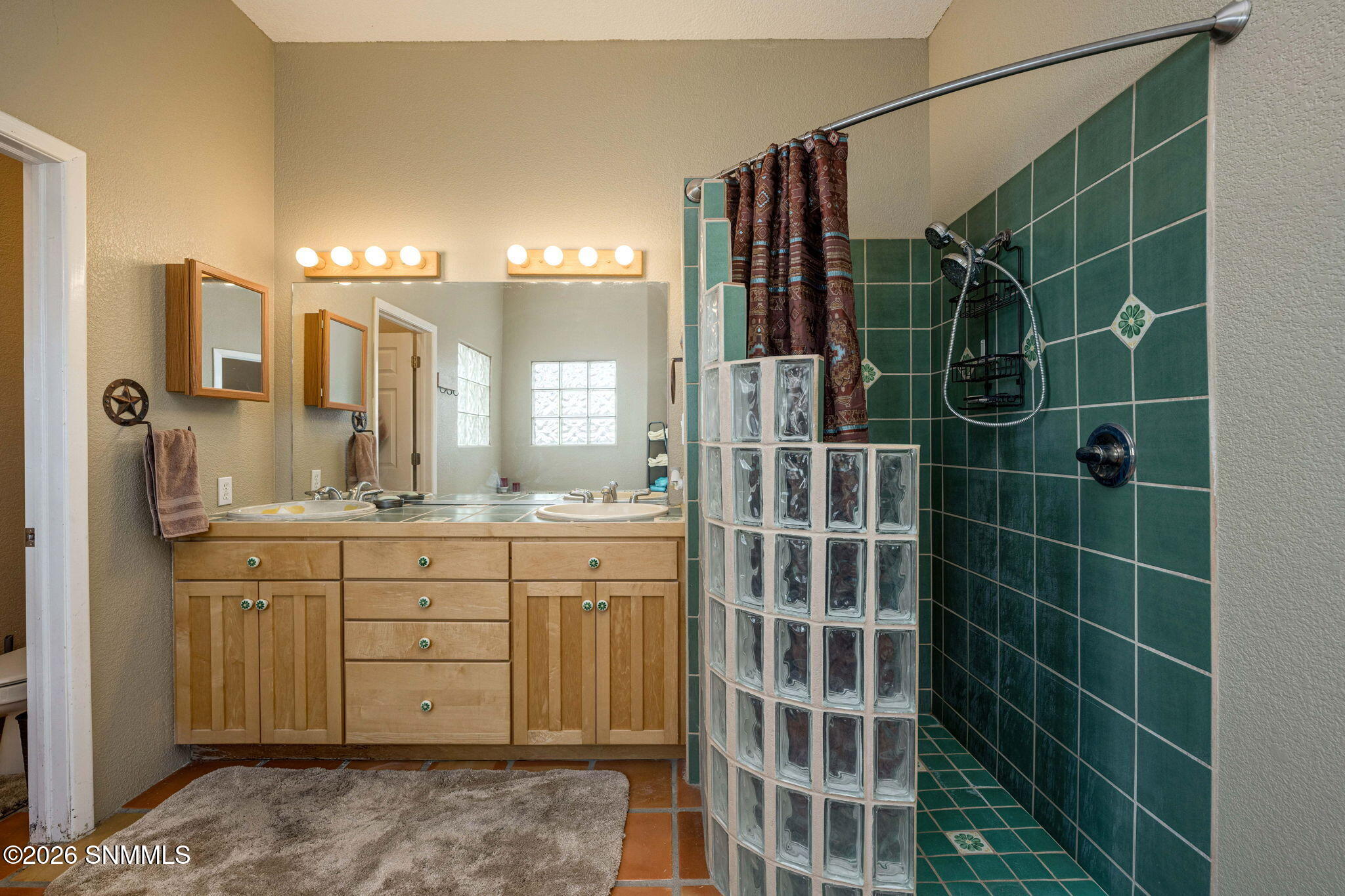 22-web-or-mls-Snappin Homes (AchenbachCa