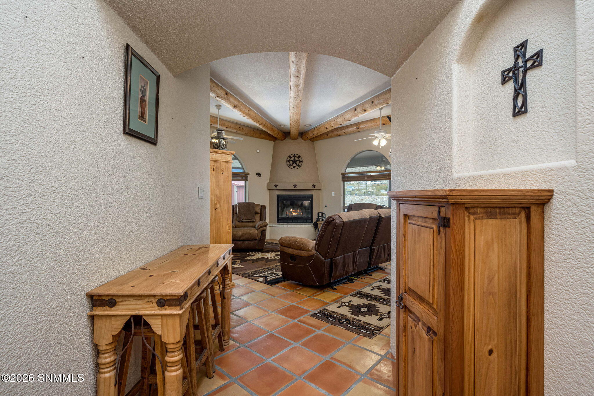 7-web-or-mls-Snappin Homes (AchenbachCan