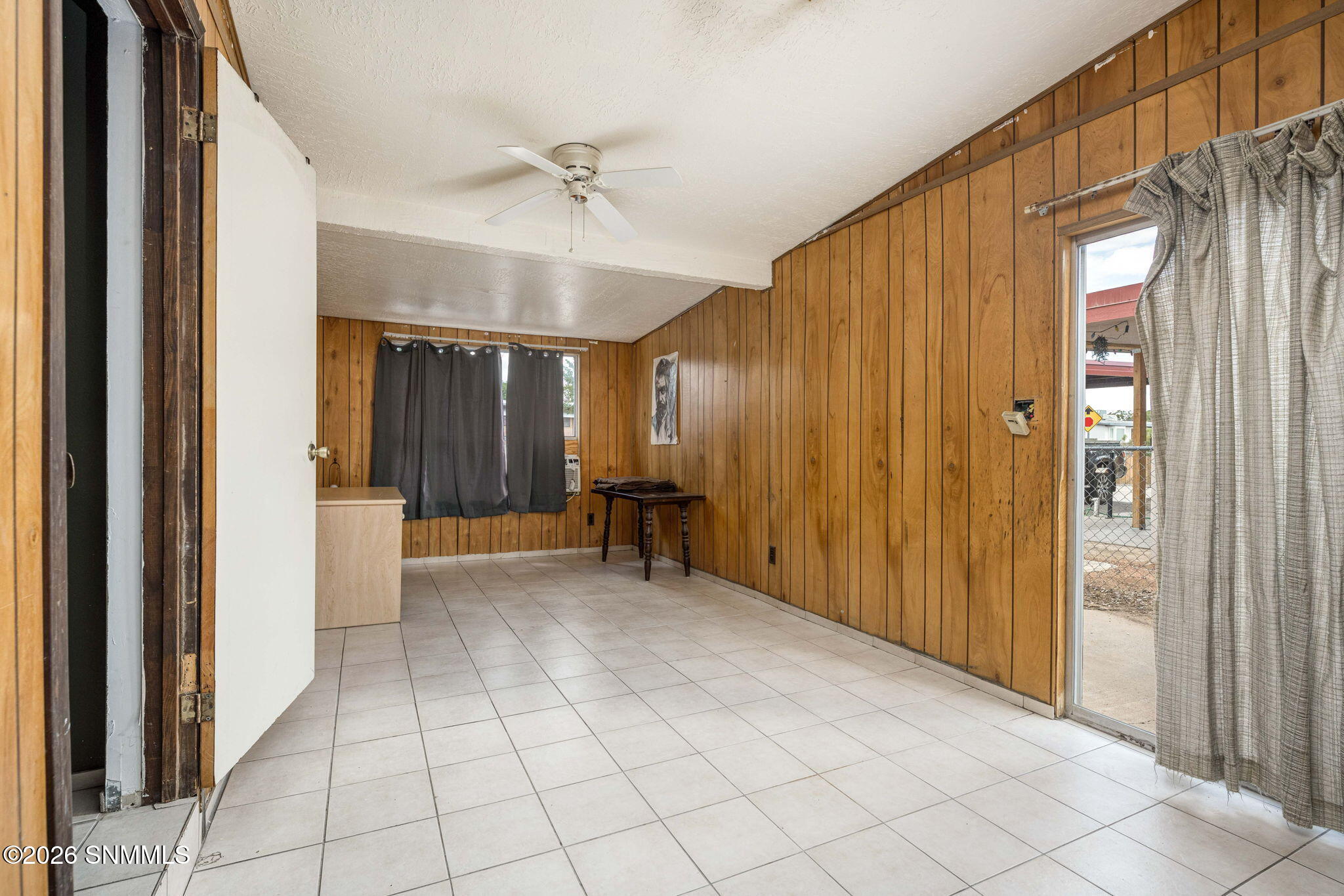 11-web-or-mls-Snappin Homes (Gladys1500)