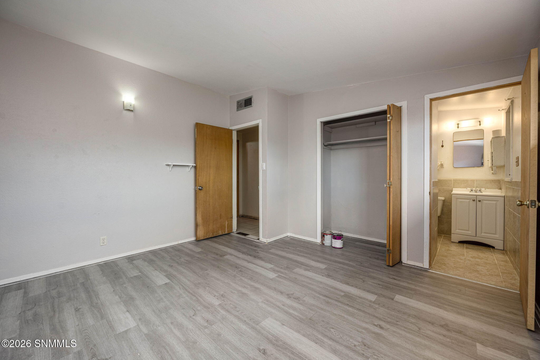 21-web-or-mls-Snappin Homes (Gladys1500)