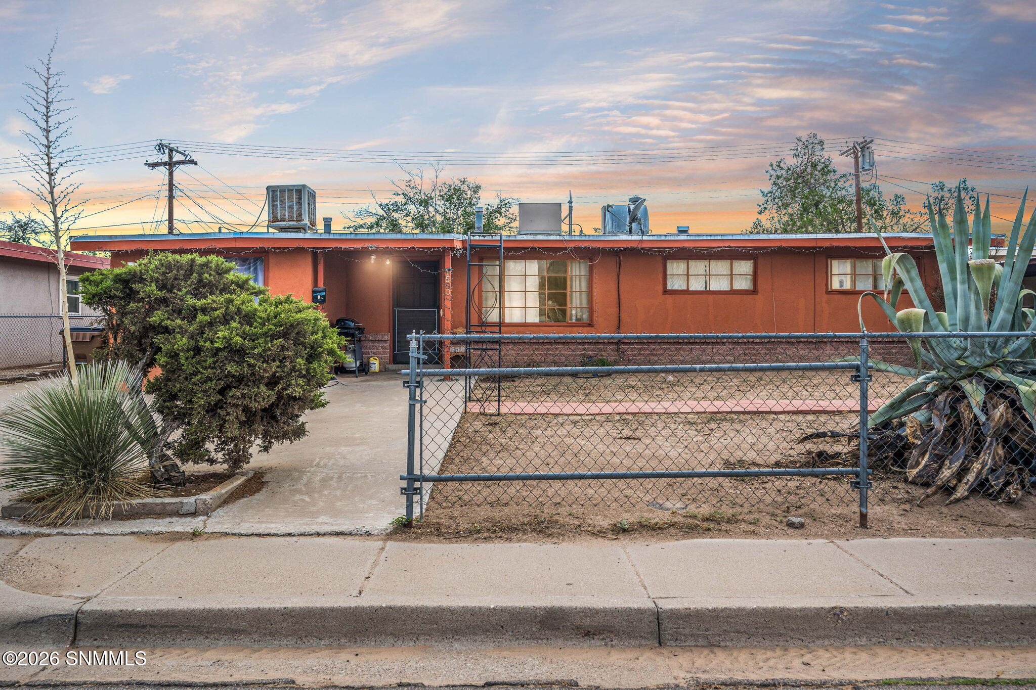 46-web-or-mls-Snappin Homes (Gladys1500)