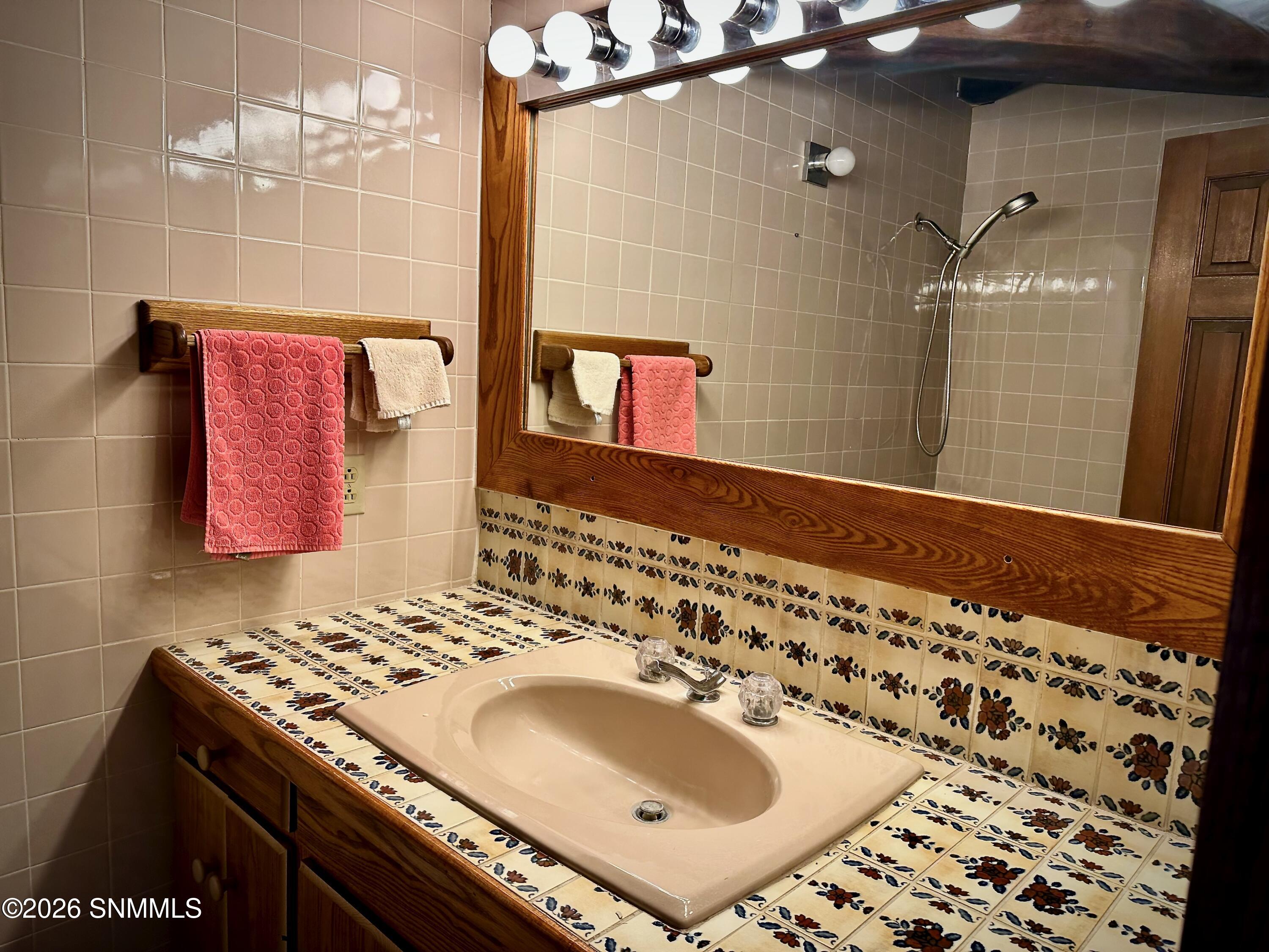 Little 1095 - 21 of 27