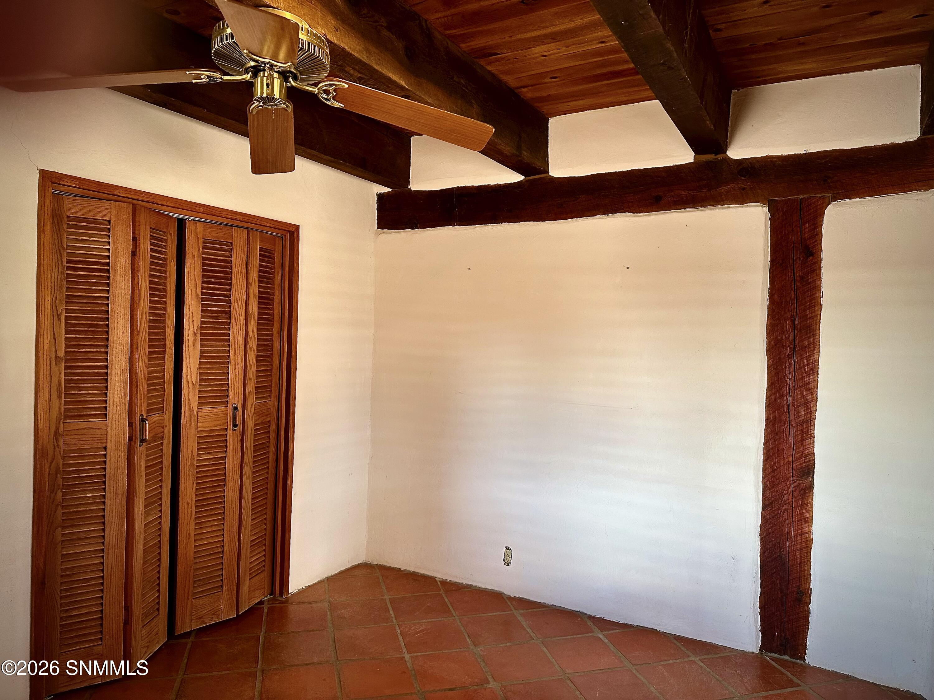 Little 1095 - 22 of 27