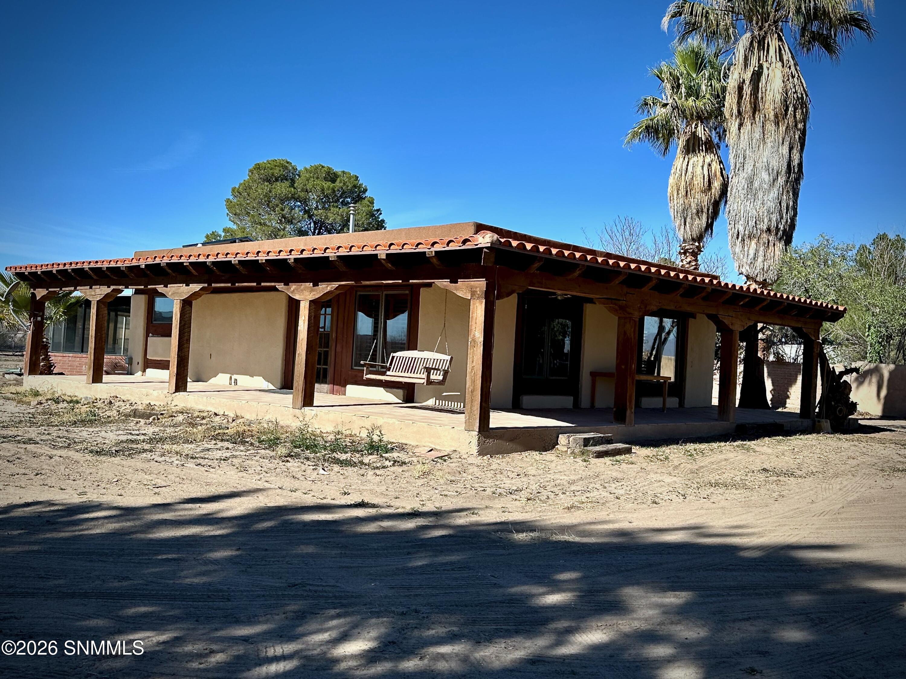 Little 1095 - 6 of 27