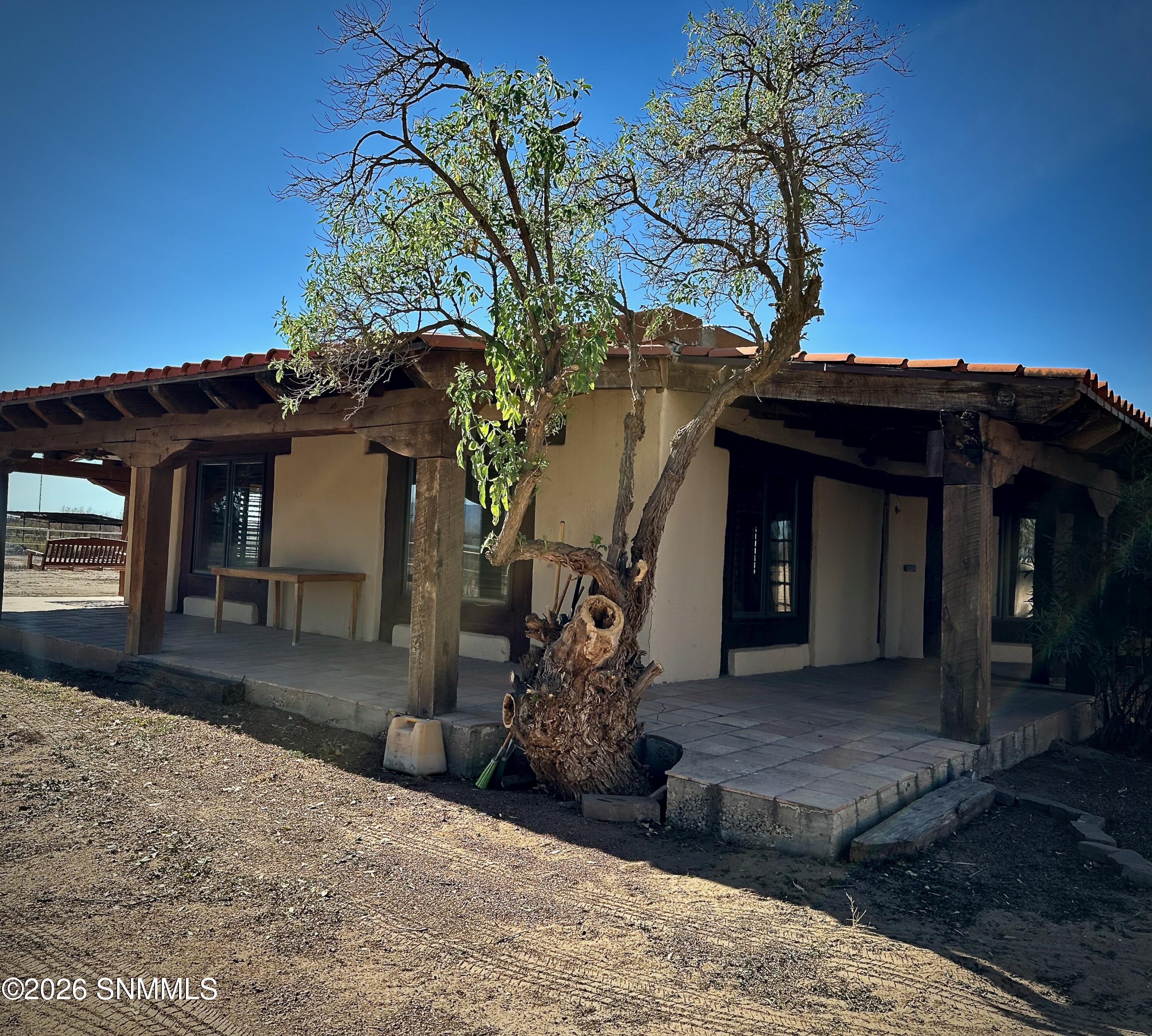 Little 1095 - 7 of 27