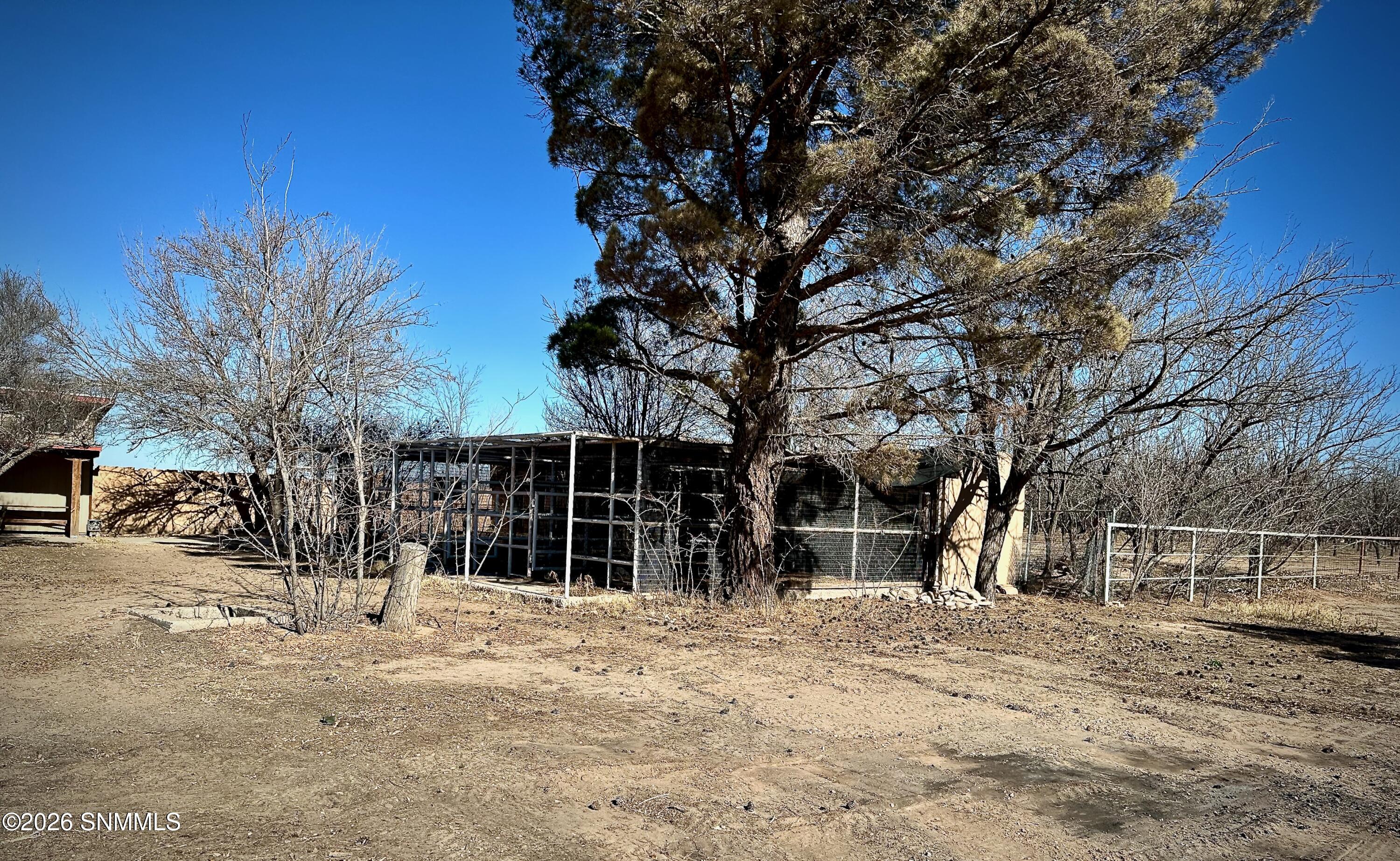 Little 1095 - 11 of 27