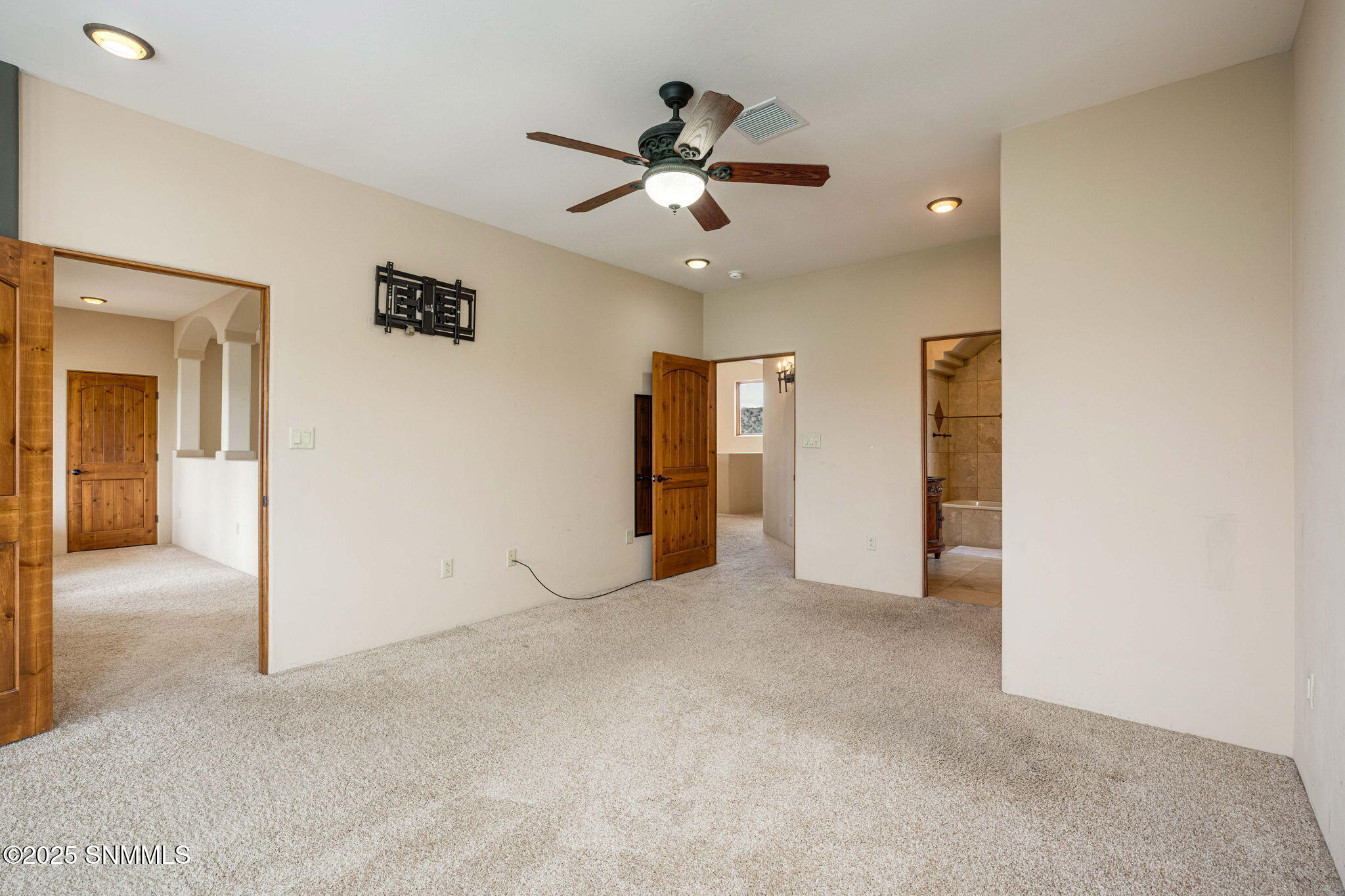 32-web-or-mls-Snappin Homes (LaPuntas106