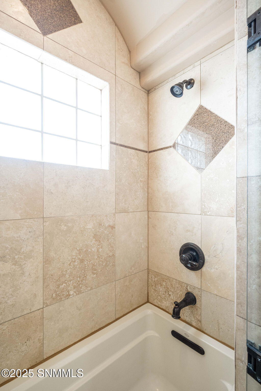 48-web-or-mls-Snappin Homes (LaPuntas106