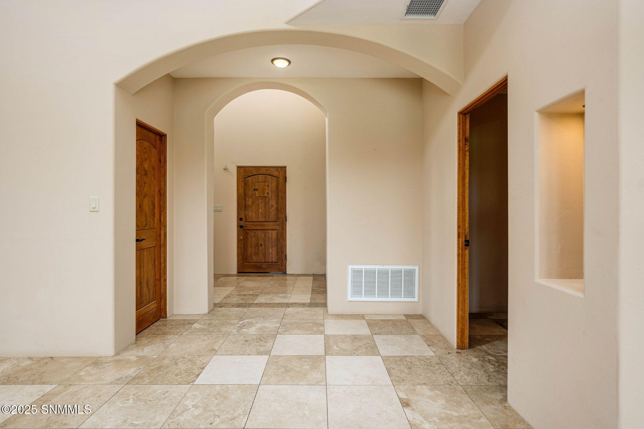 6-web-or-mls-Snappin Homes (LaPuntas106)