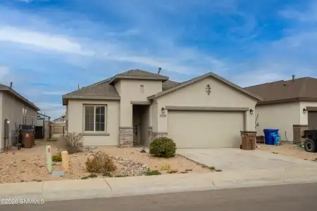 4709 Elsinore Avenue, Las Cruces, New Mexico 88012, 3 Bedrooms Bedrooms, ,2 BathroomsBathrooms,Residential Lease,For Rent,Elsinore,2600108