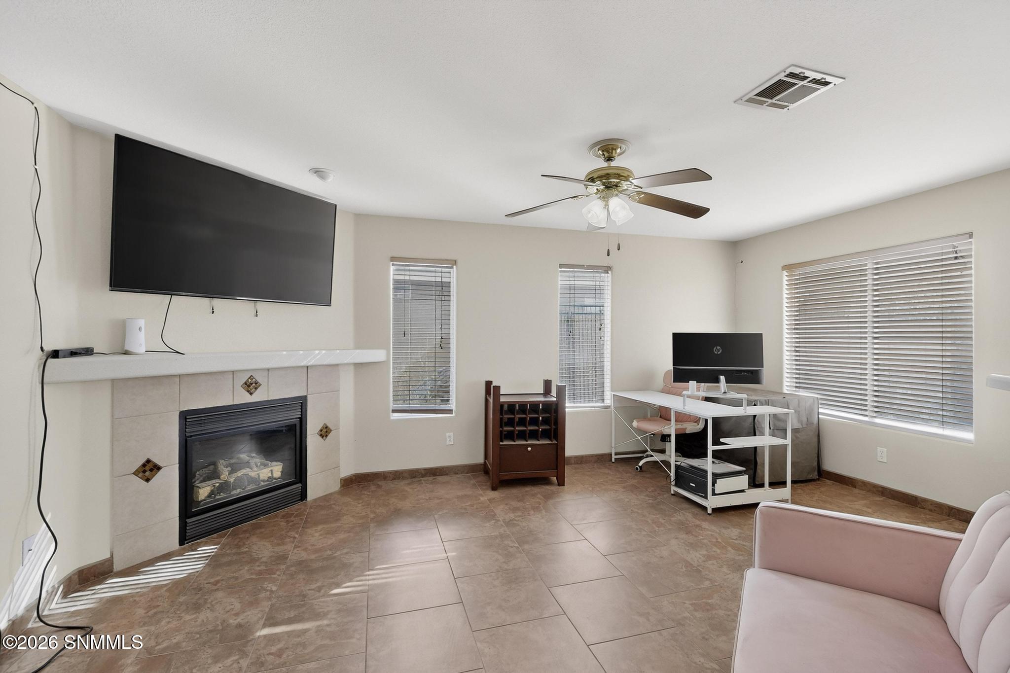 13-3D-Casas-4601-Panther-Peak-Dr-0110202