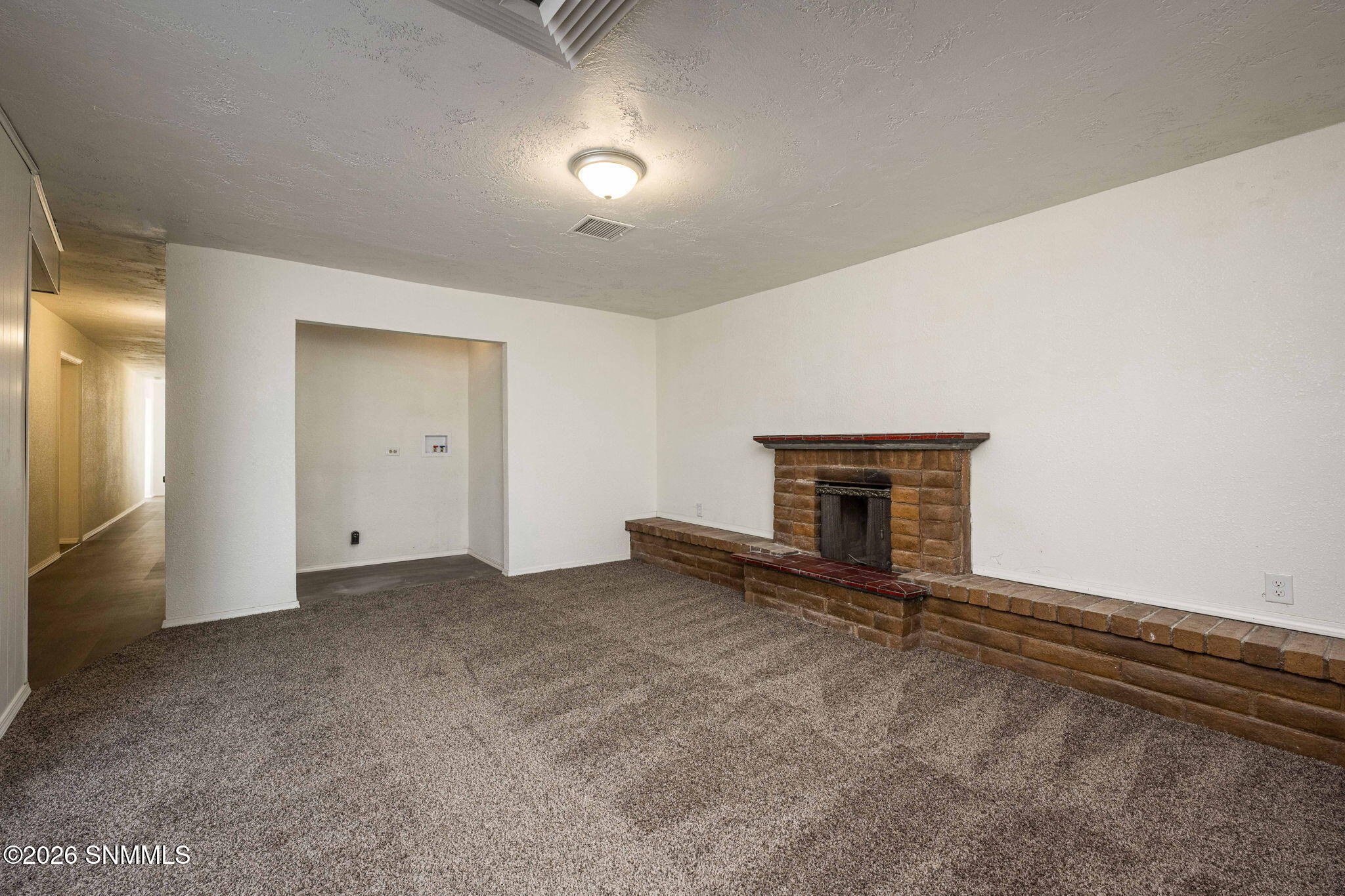 20-web-or-mls-Snappin Homes (Hwy2819408)