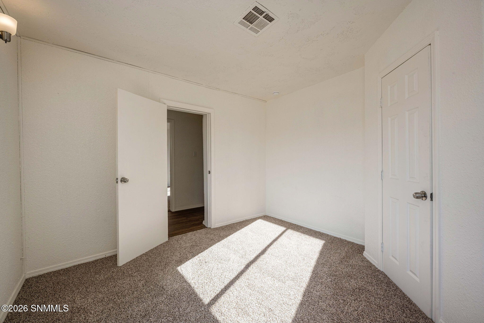 28-web-or-mls-Snappin Homes (Hwy2819408)