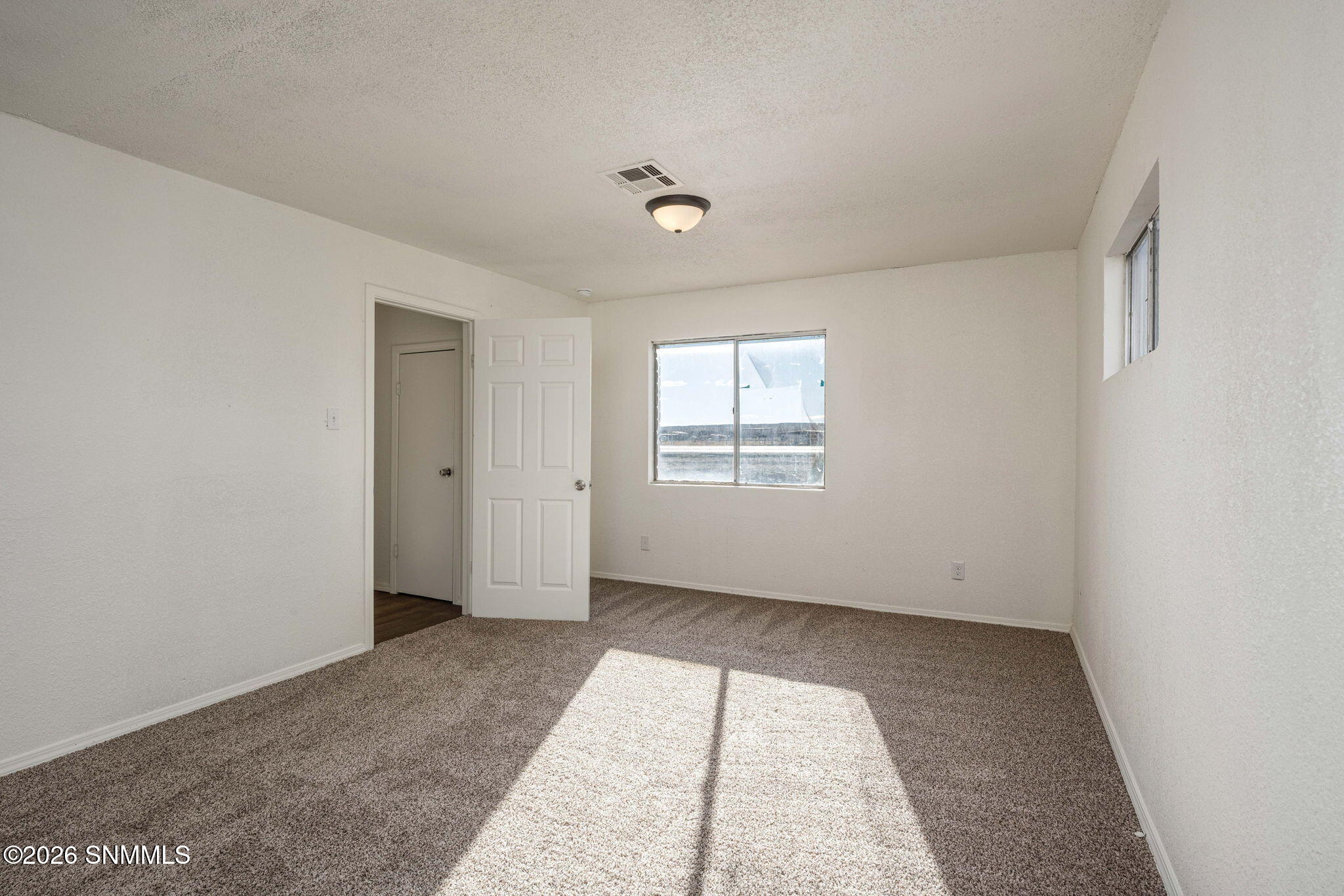 30-web-or-mls-Snappin Homes (Hwy2819408)