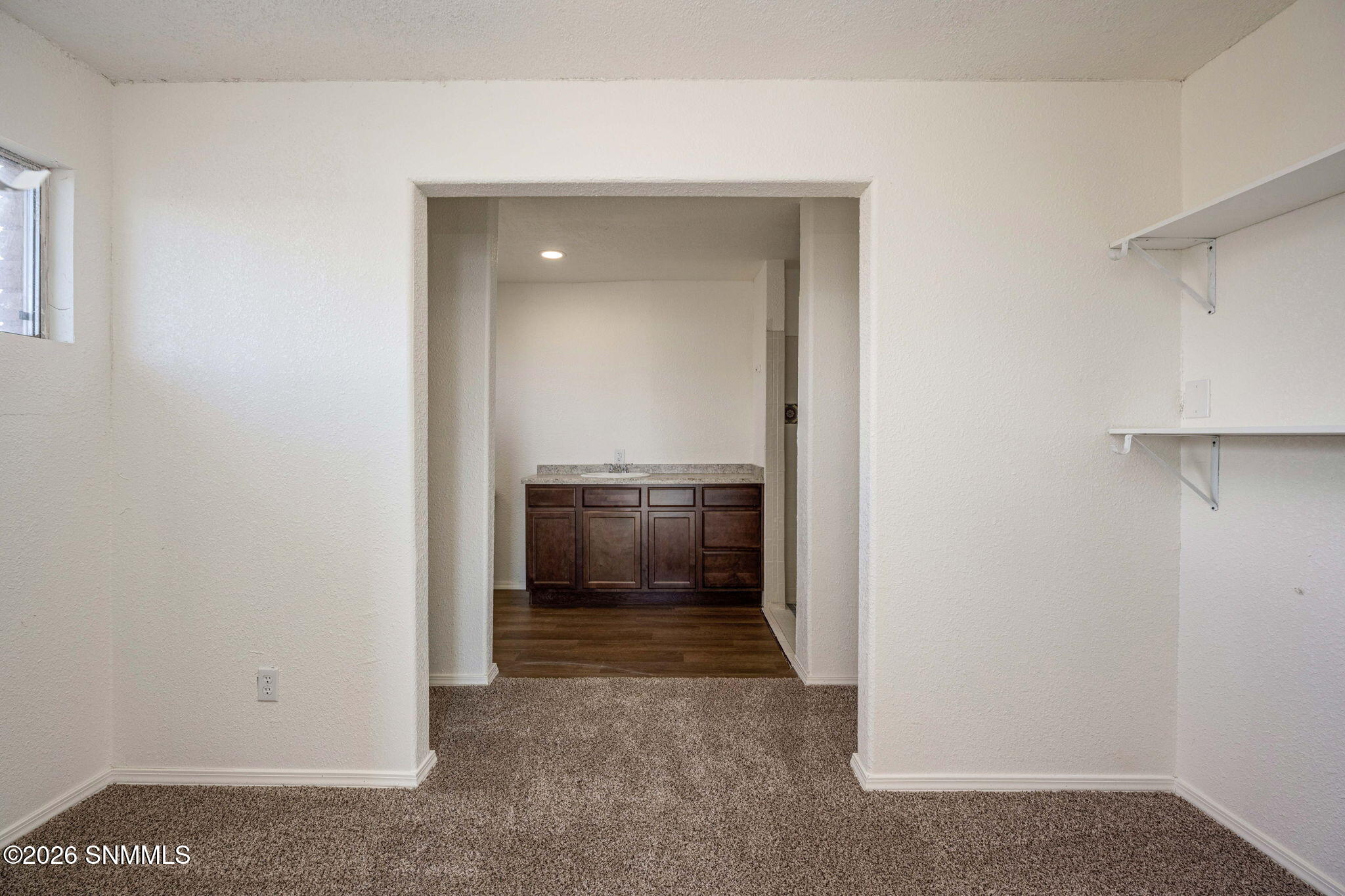 32-web-or-mls-Snappin Homes (Hwy2819408)