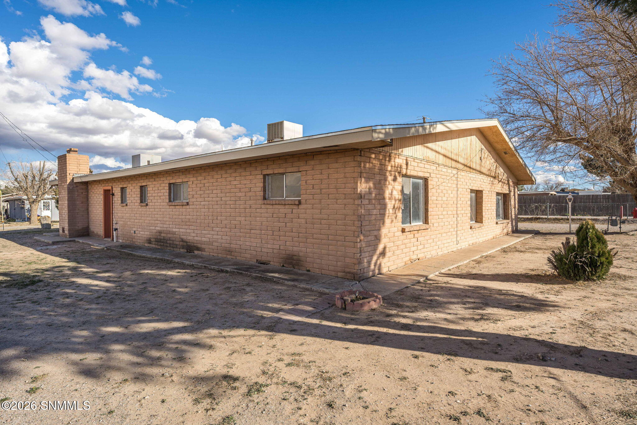 39-web-or-mls-Snappin Homes (Hwy2819408)