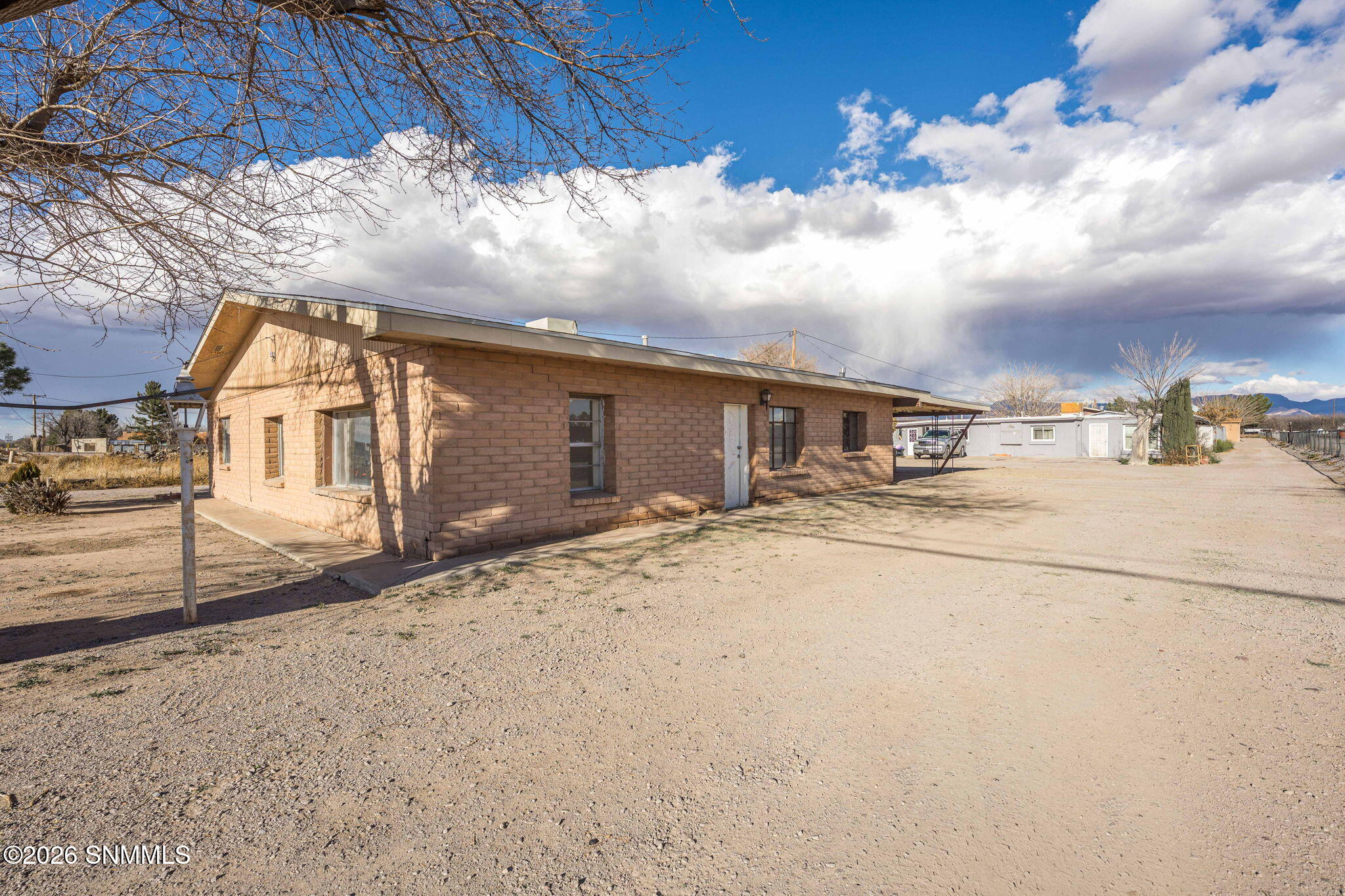 40-web-or-mls-Snappin Homes (Hwy2819408)