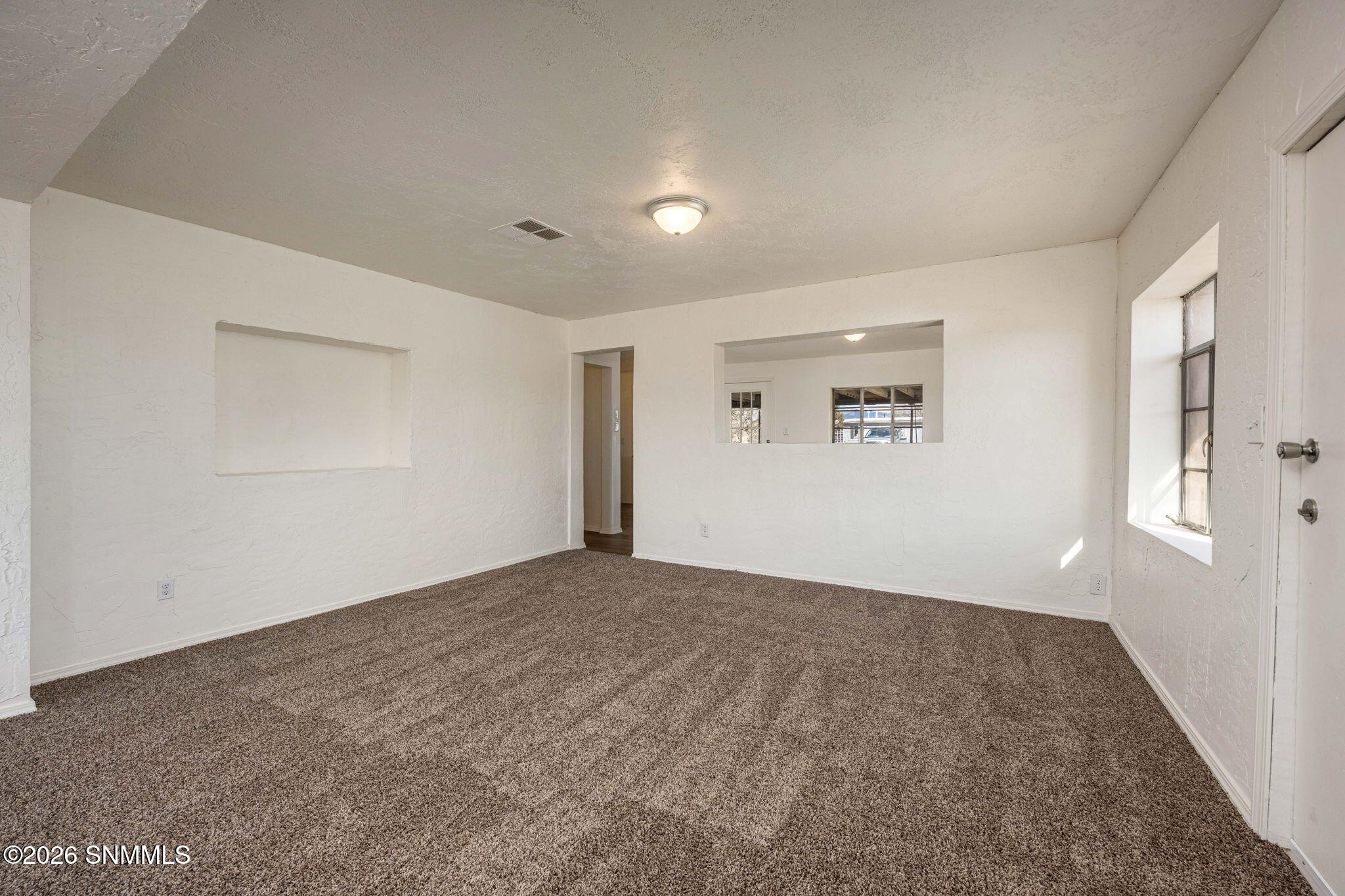 5-web-or-mls-Snappin Homes (Hwy2819408)-