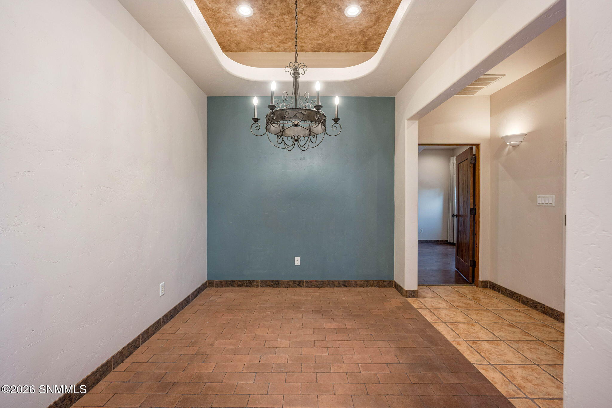 25-web-or-mls-Snappin Homes (LasVistas62