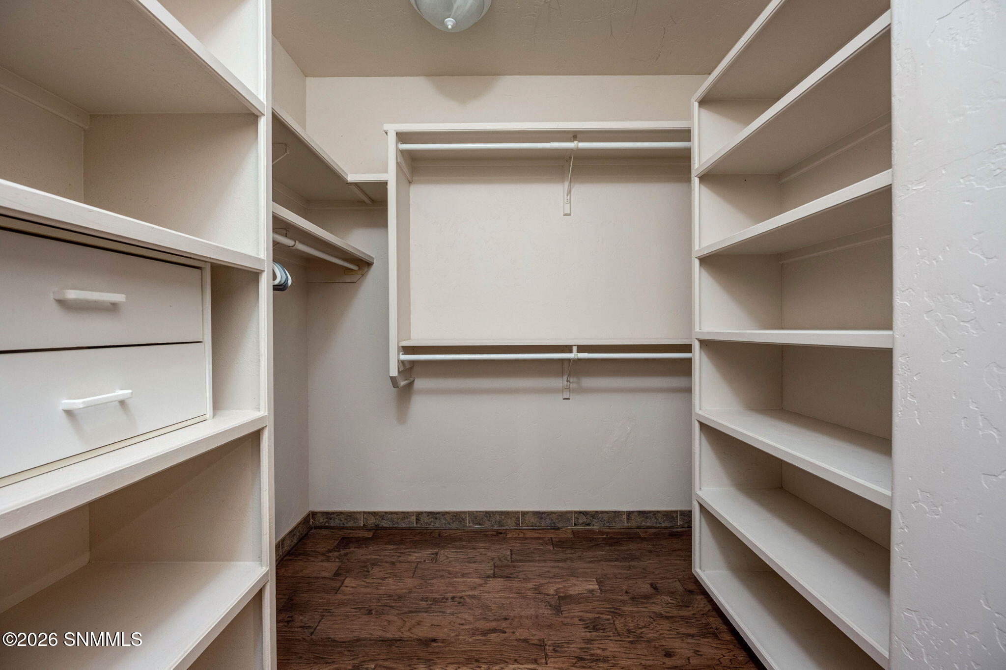 42-web-or-mls-Snappin Homes (LasVistas62