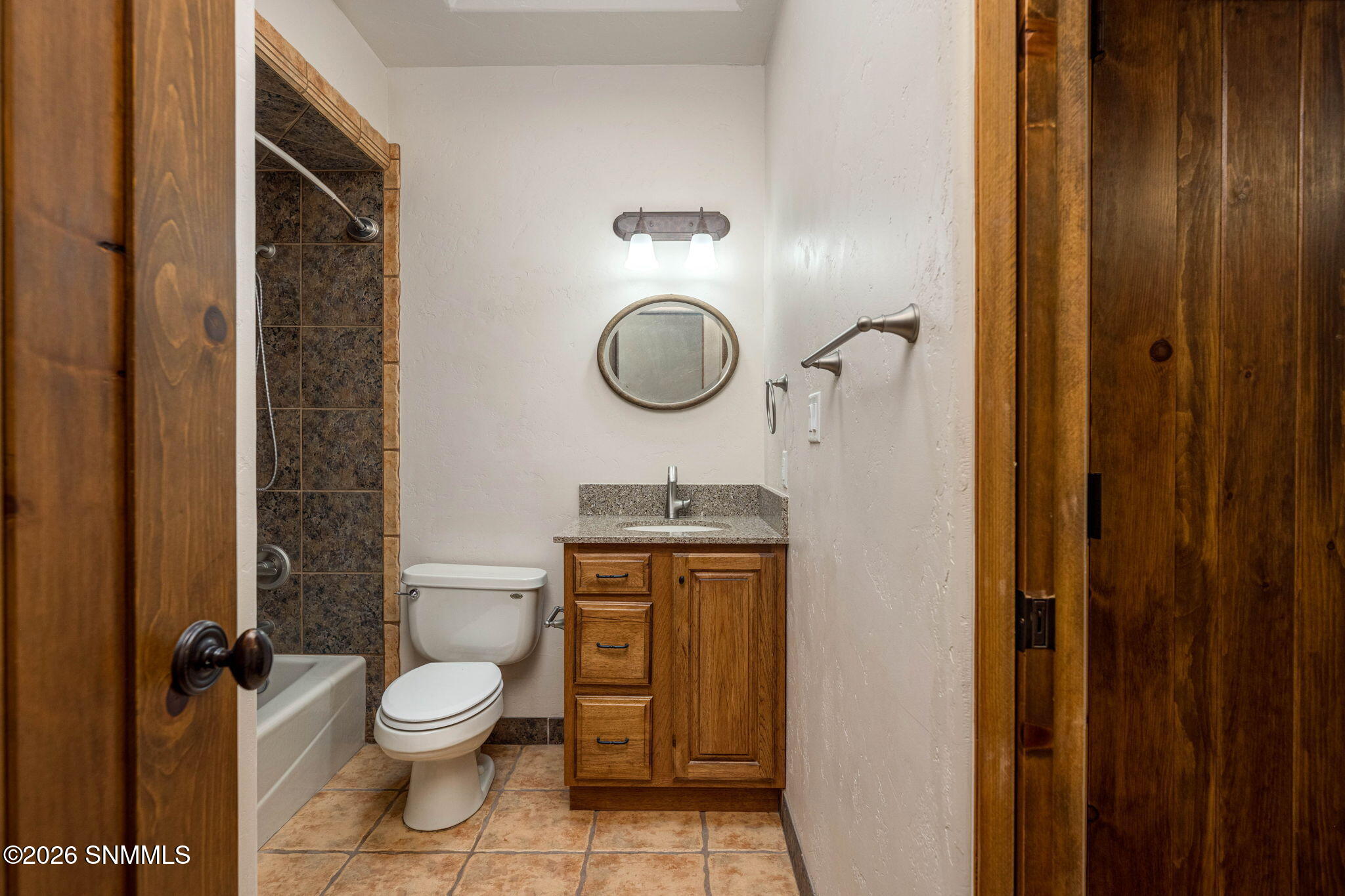 45-web-or-mls-Snappin Homes (LasVistas62