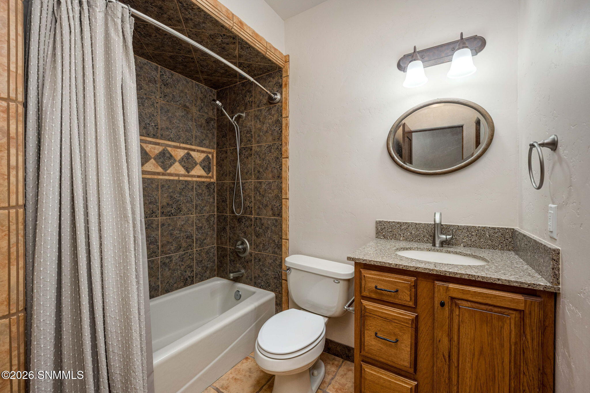 46-web-or-mls-Snappin Homes (LasVistas62