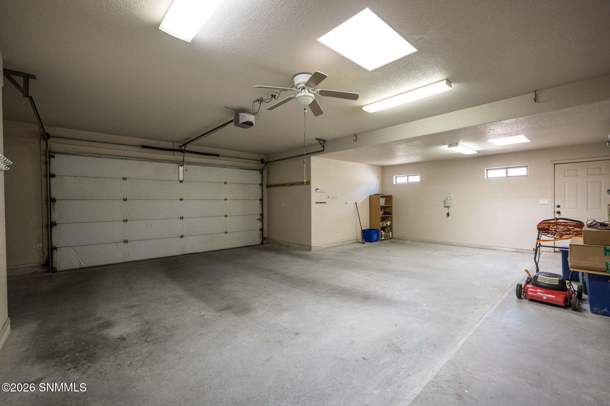 49-web-or-mls-Snappin Homes (LasVistas62